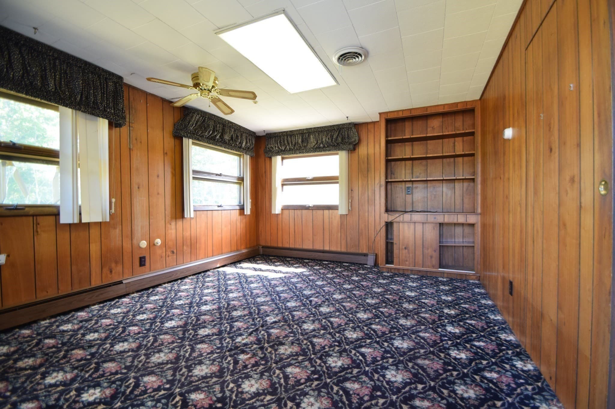 Single Family Residence at 27 Niles Rd, Randolph MA 02368, photo 16 of 31