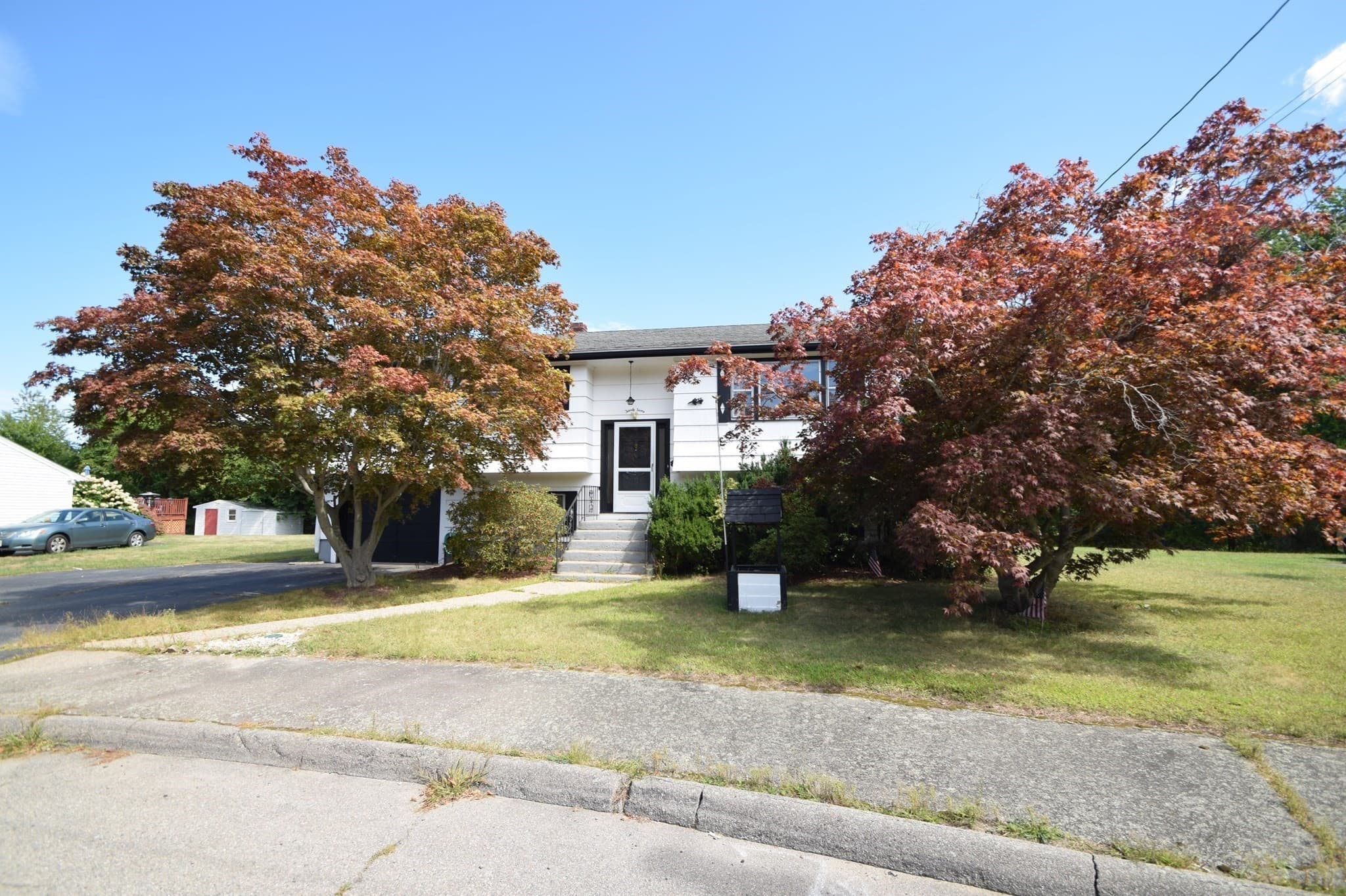 27 Niles Rd, Randolph MA 02368