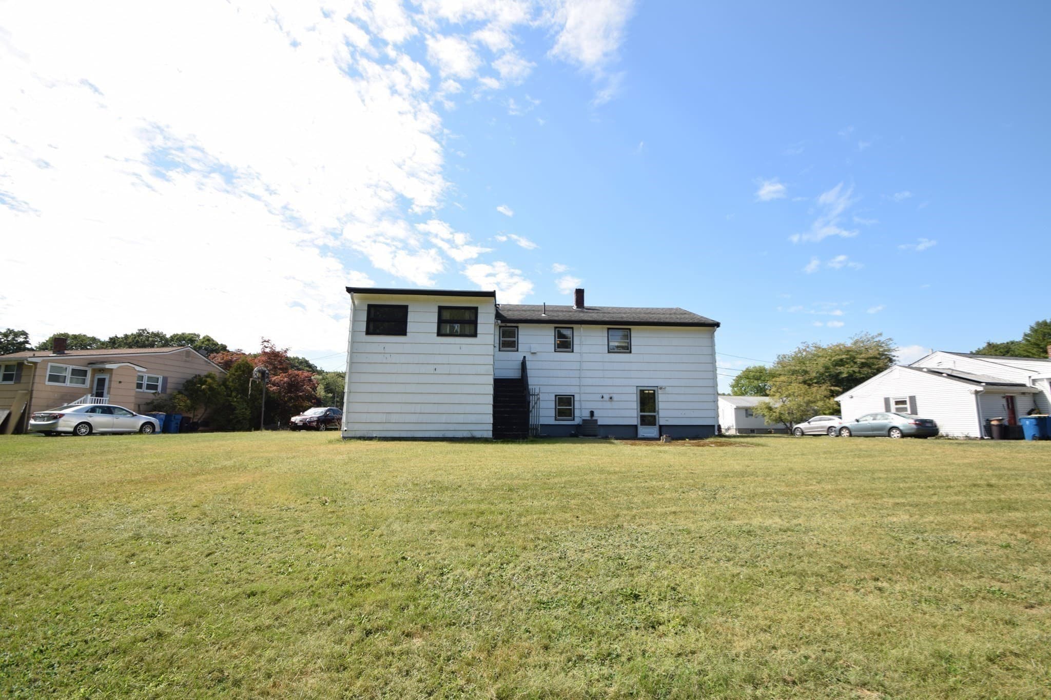 Single Family Residence at 27 Niles Rd, Randolph MA 02368, photo 4 of 31