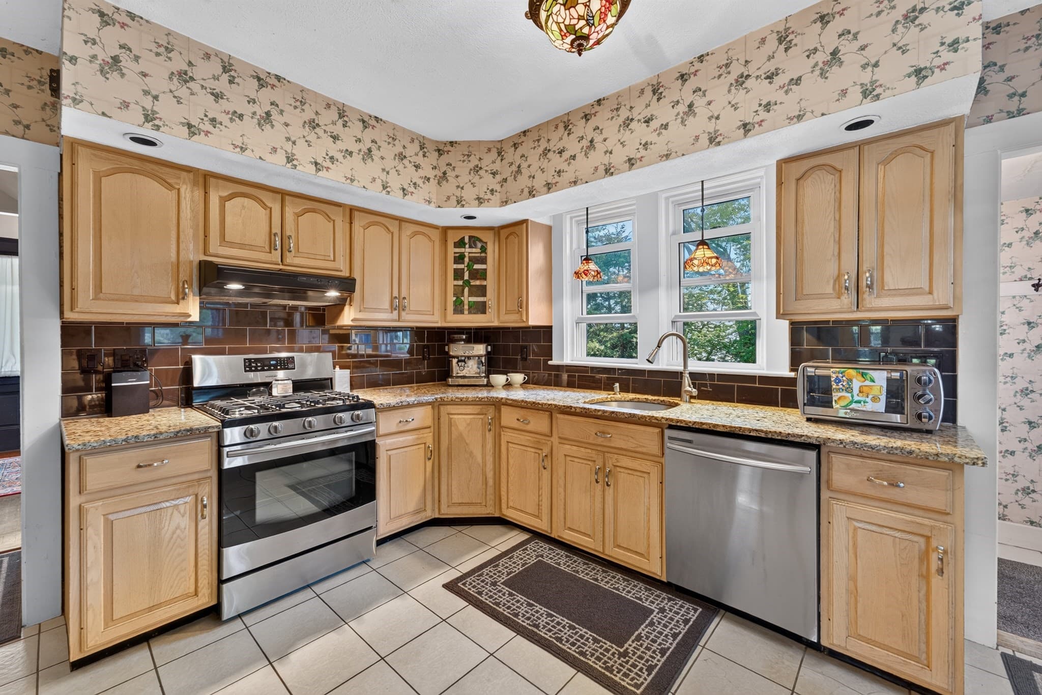 Single Family Residence at 580 Highland Avenue, Needham MA 02494, Needham, photo 9 of 24