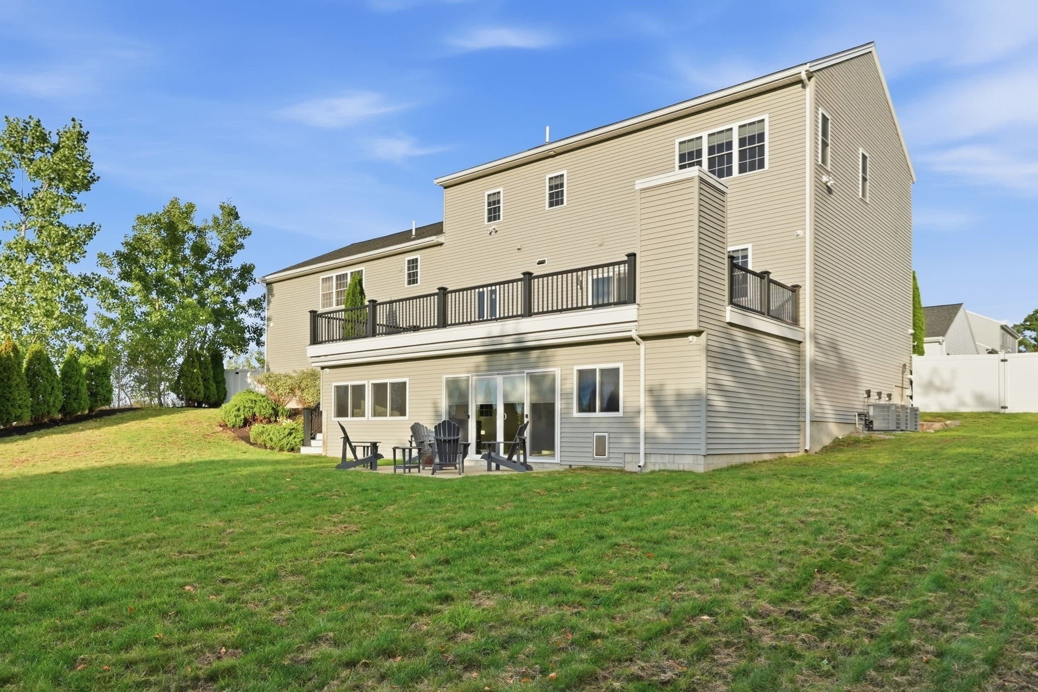 Single Family Residence at 9 Marshall Circle, Peabody MA 01960, Peabody, photo 28 of 31