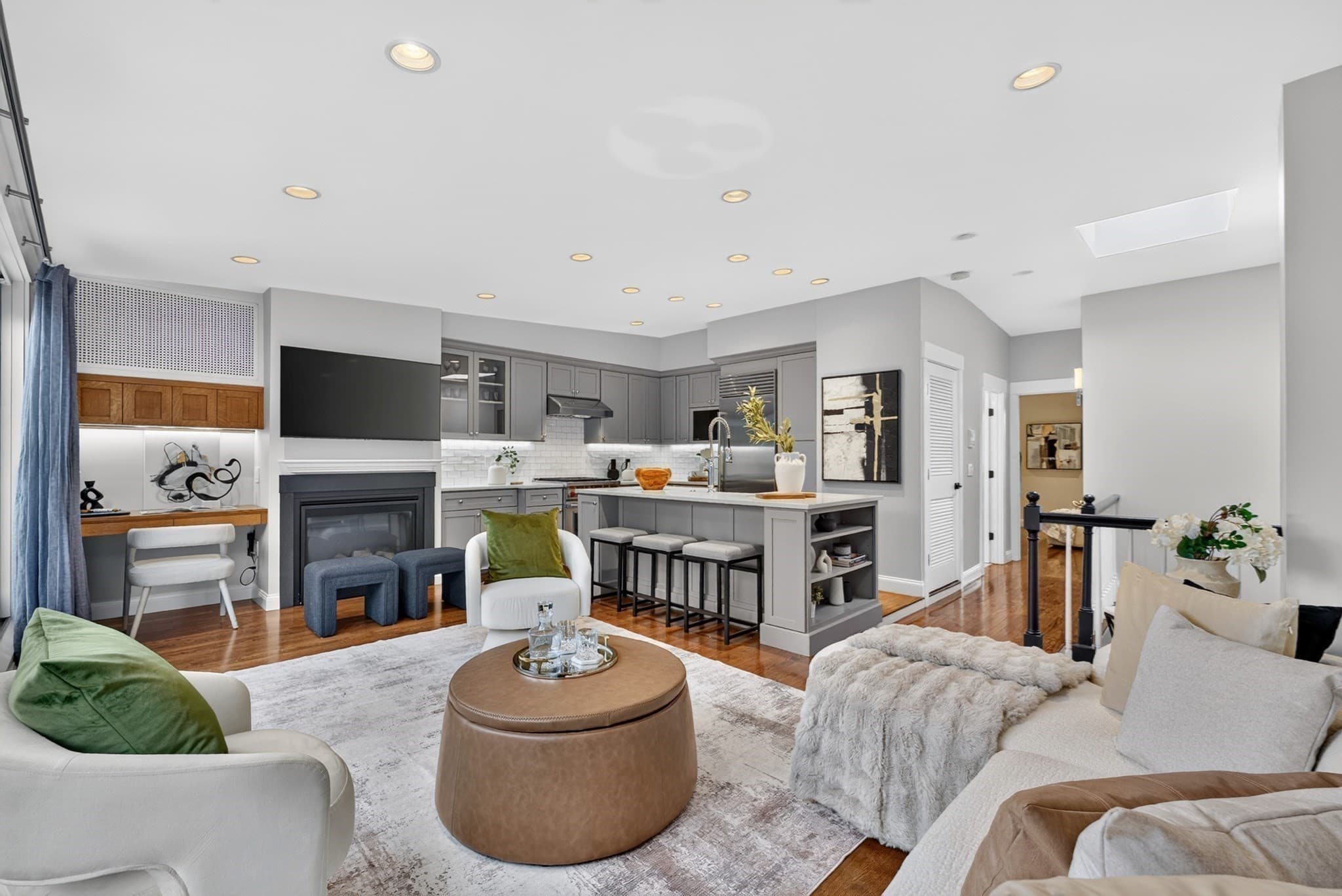 Condominium at 9 Holyoke Street # 4, Boston MA 02116, photo 6 of 42