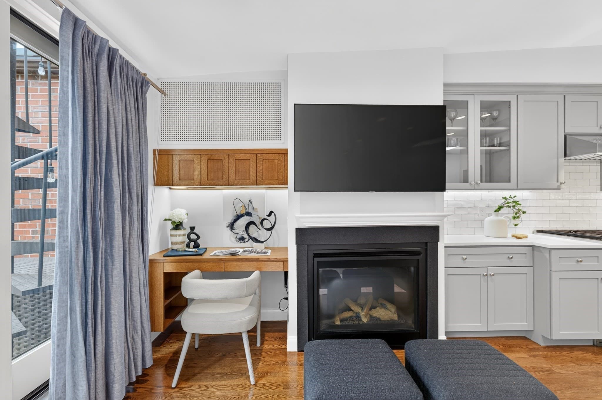 Condominium at 9 Holyoke Street # 4, Boston MA 02116, photo 13 of 42