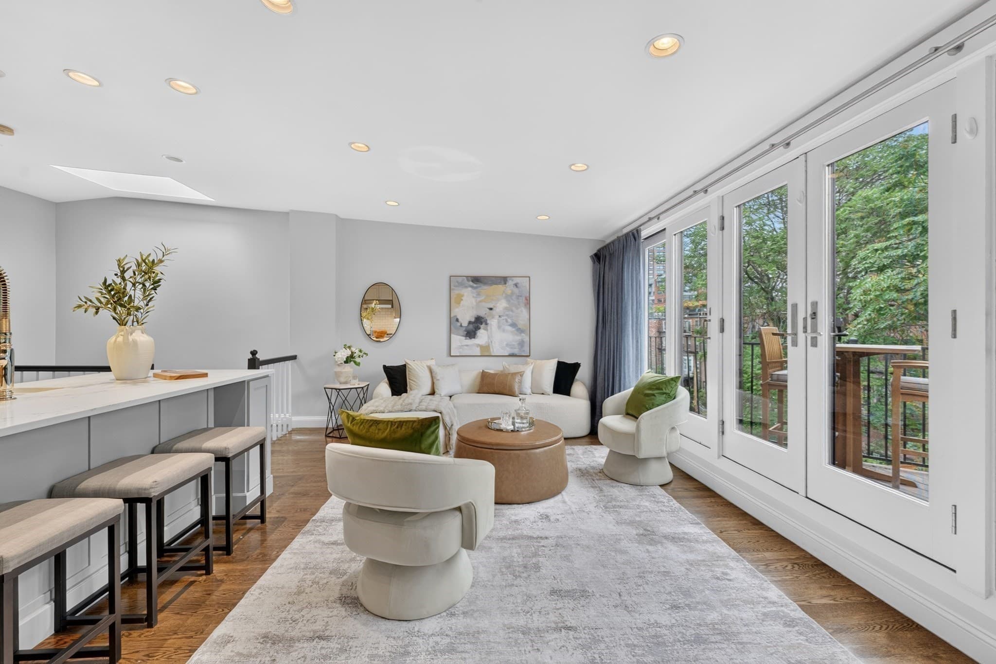 Condominium at 9 Holyoke Street # 4, Boston MA 02116, photo 8 of 42