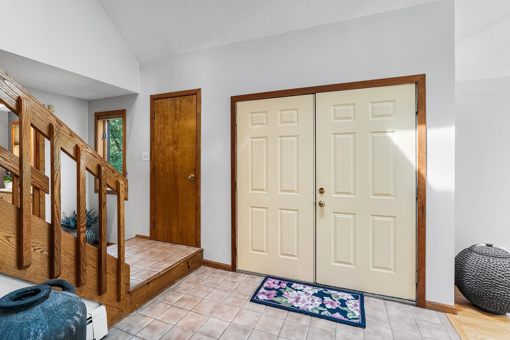 Single Family Residence at 165 East St, Upton MA 01568, Upton, photo 5 of 40