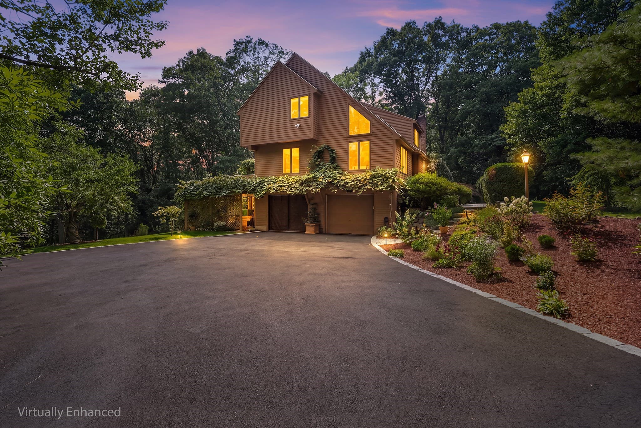 Single Family Residence at 165 East St, Upton MA 01568, Upton, photo 4 of 40