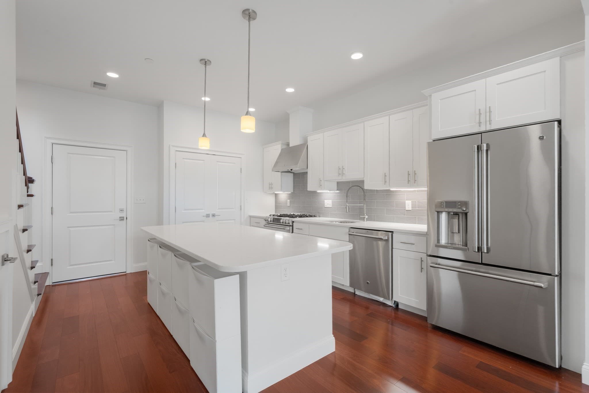 Condominium at 170 W Broadway # 411, Boston MA 02127, Boston, photo 5 of 37
