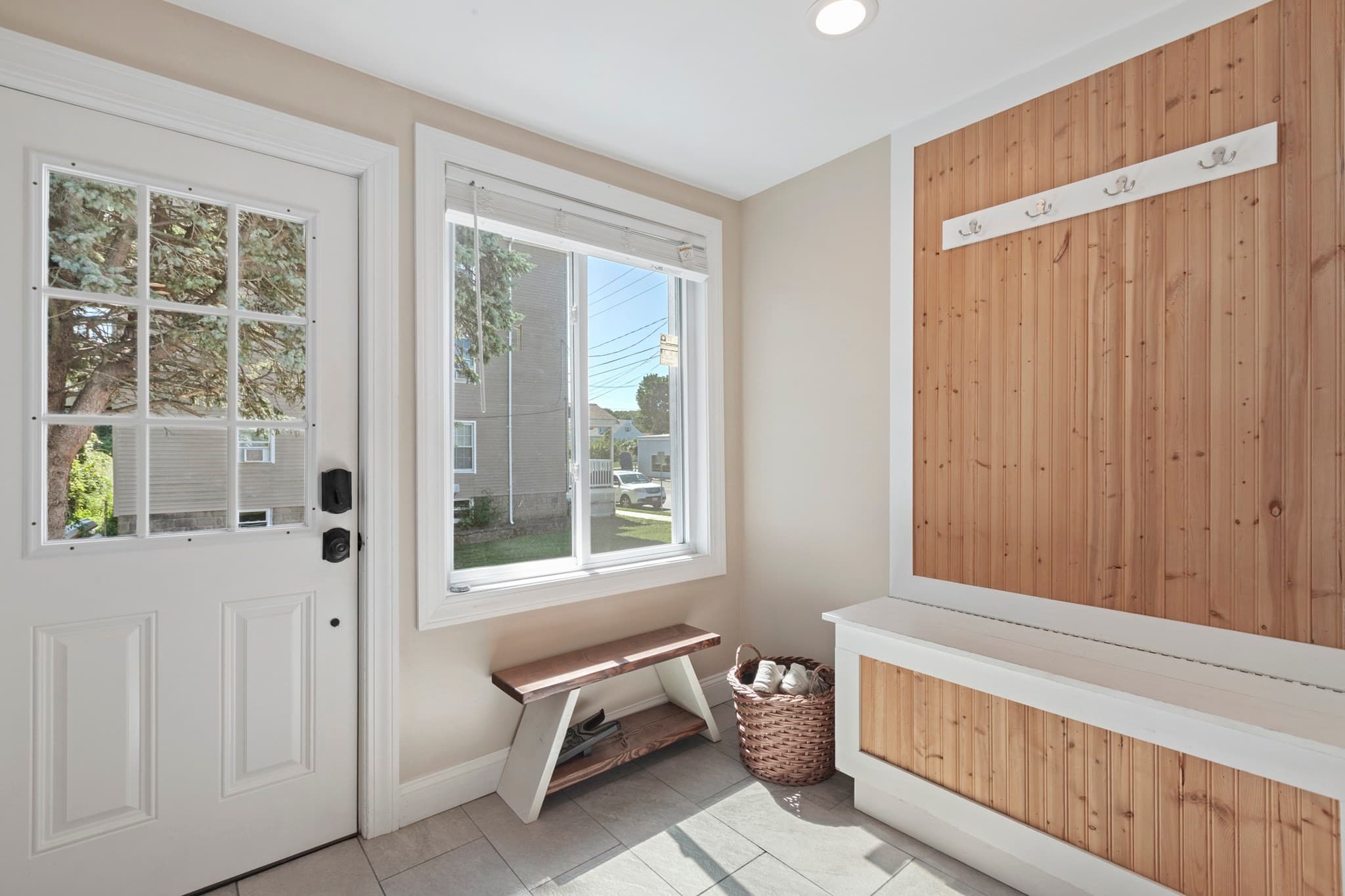 Single Family Residence at 28 Saint John St, Dartmouth MA 02748, Dartmouth, photo 10 of 26