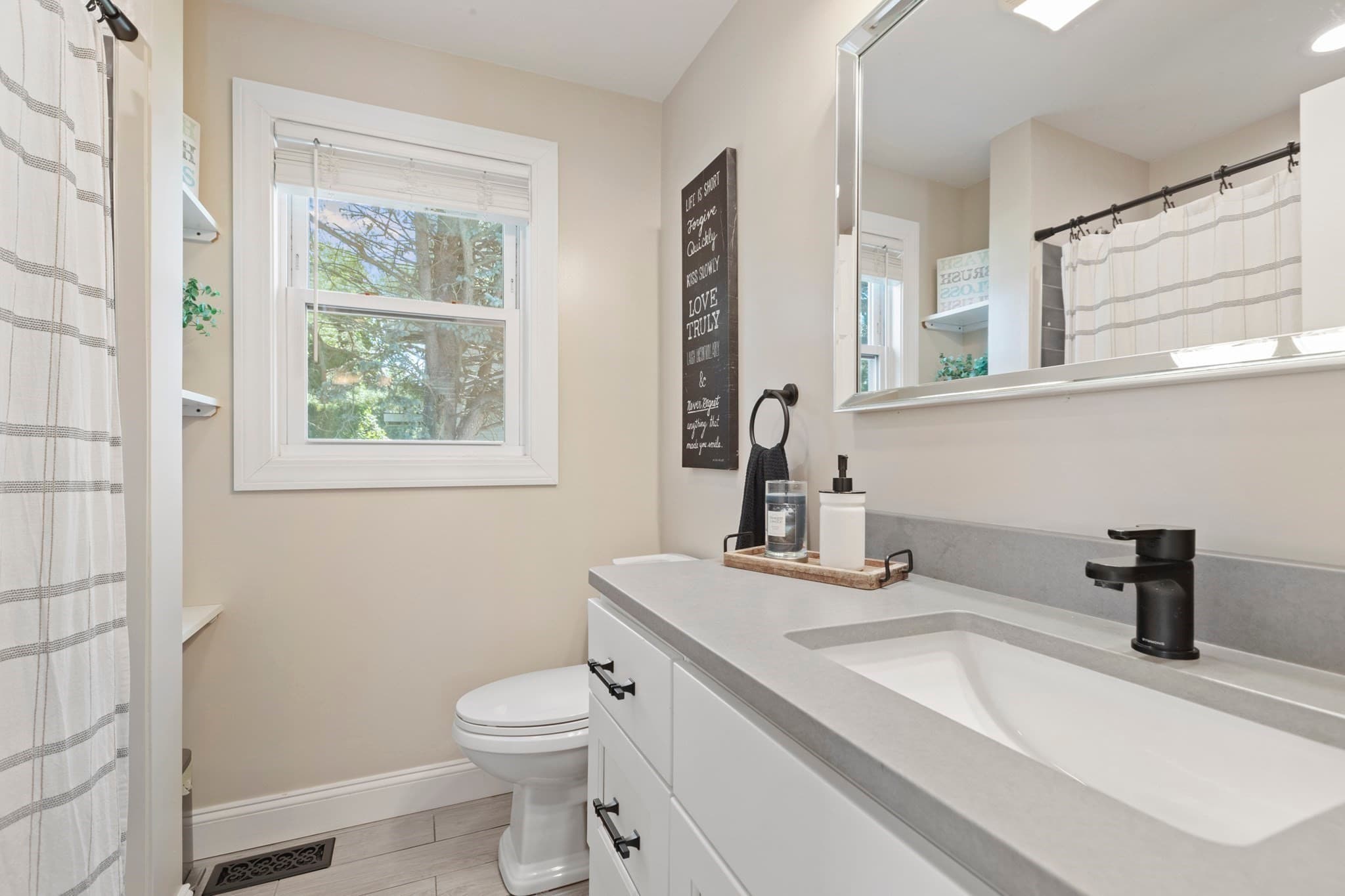 Single Family Residence at 28 Saint John St, Dartmouth MA 02748, Dartmouth, photo 14 of 26