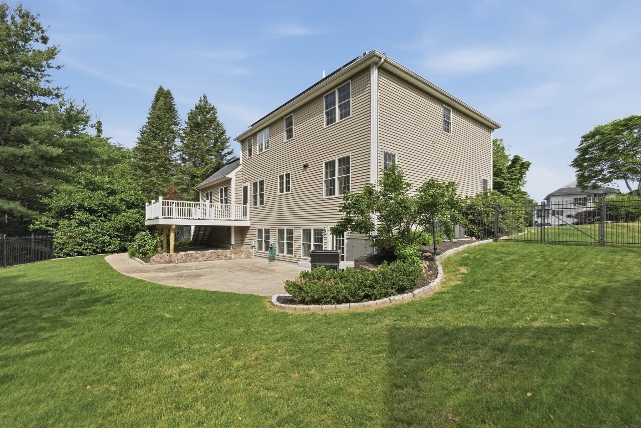 Single Family Residence at 21 Manchester Place, Natick MA 01760, Natick, photo 30 of 39