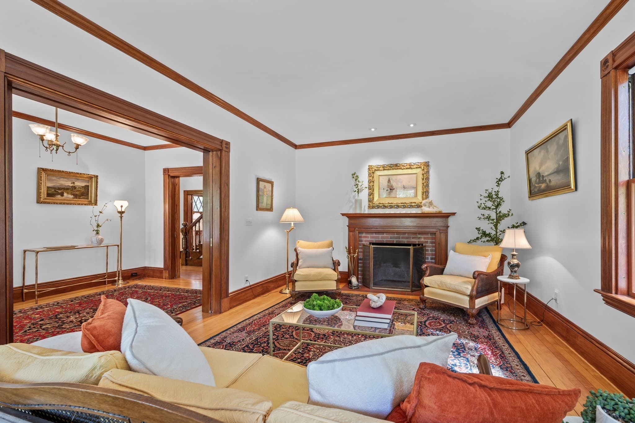 Single Family Residence at 8 Cypress Rd, Wellesley MA 02481, Wellesley, photo 4 of 25