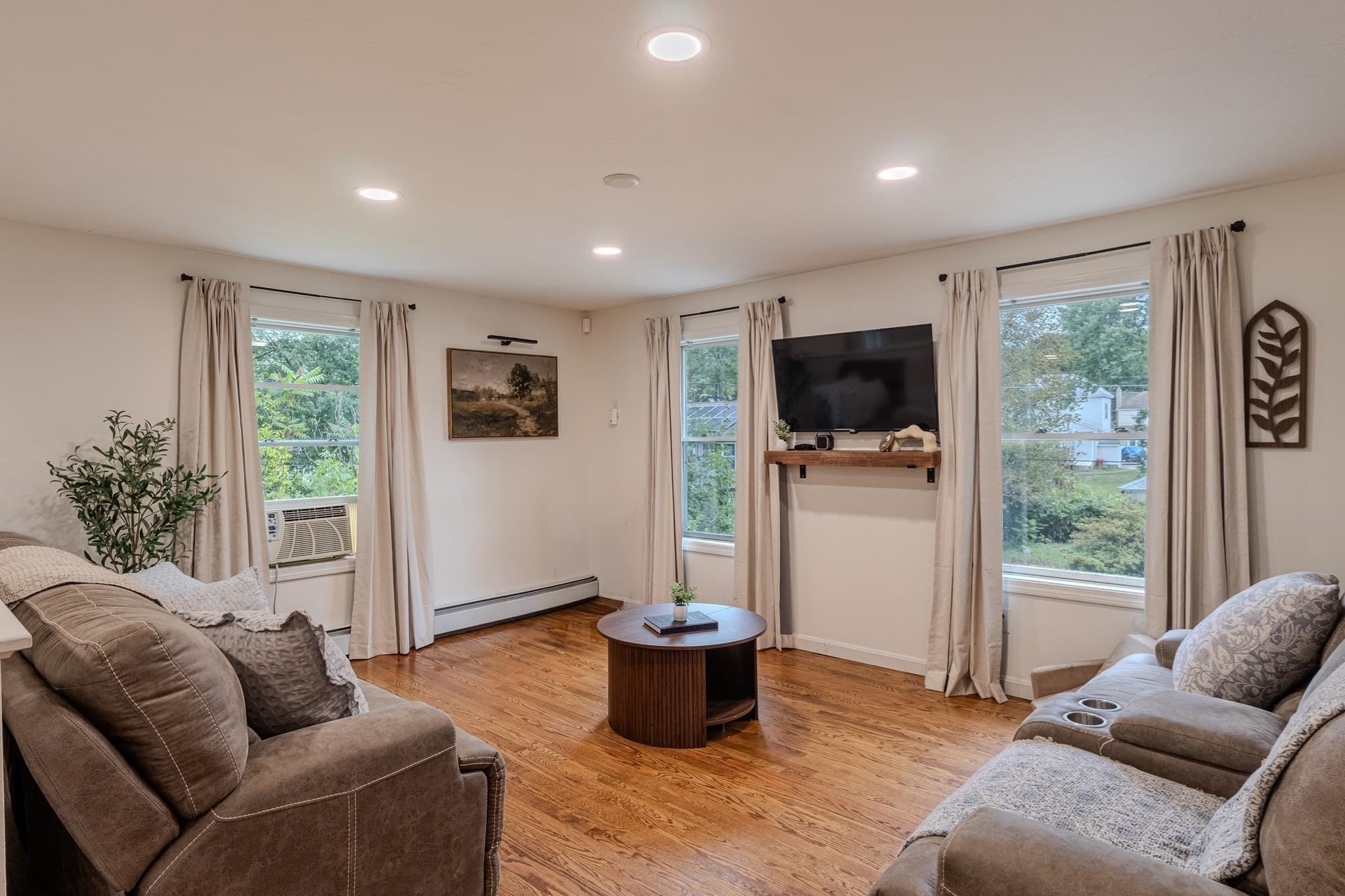 Single Family Residence at 91 Wendell St, Athol MA 01331, Athol, photo 7 of 21