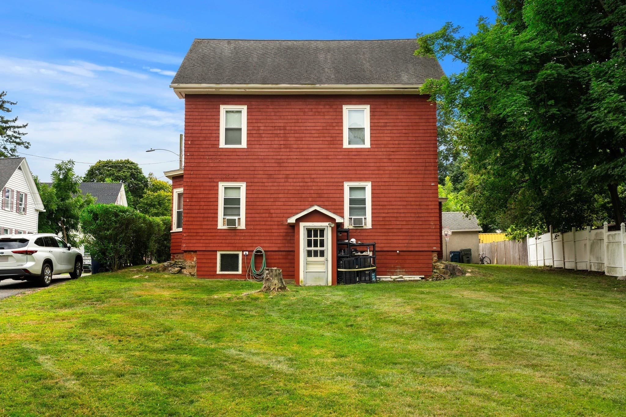 2 Family - 2 Units Up/Down at 32 Kirby St, Marlborough MA 01752, Marlborough, photo 32 of 35