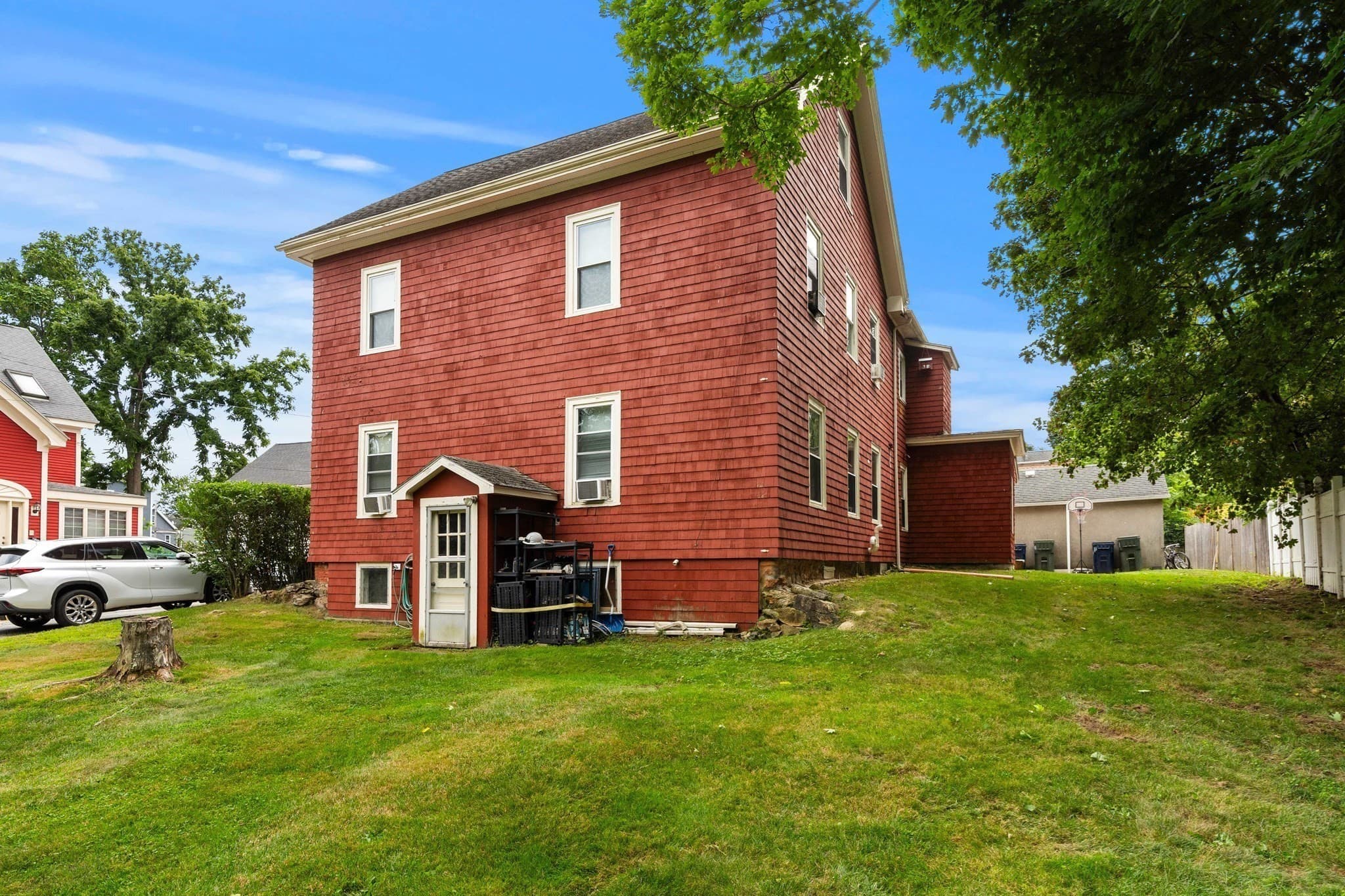 2 Family - 2 Units Up/Down at 32 Kirby St, Marlborough MA 01752, Marlborough, photo 31 of 35