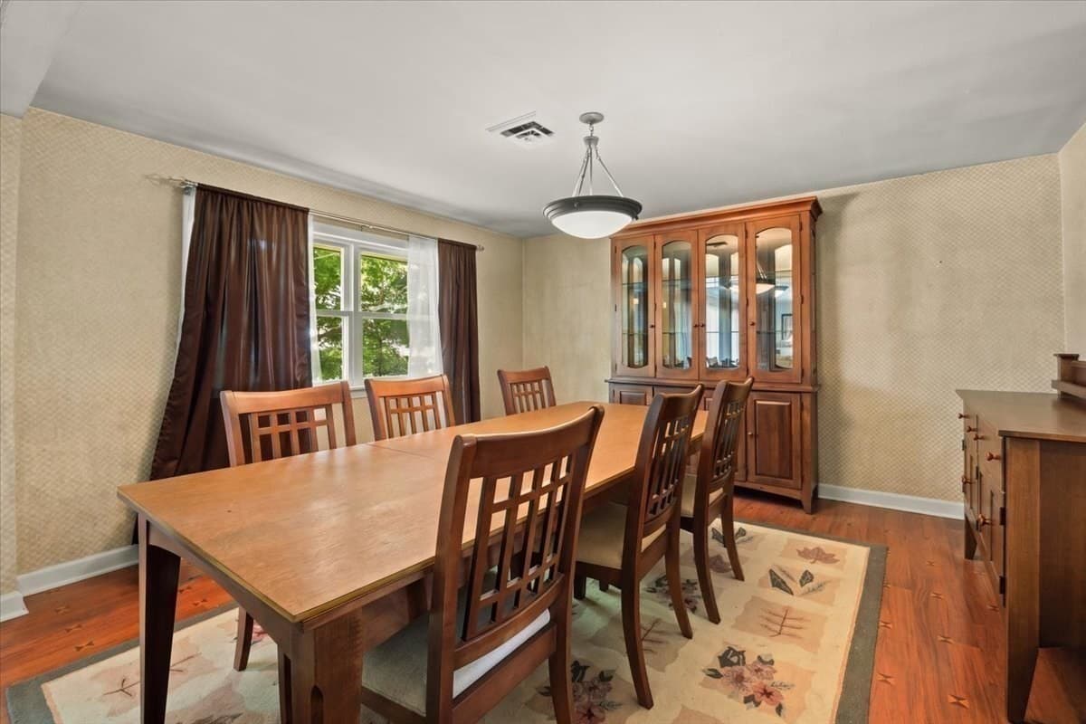 Single Family Residence at 30 Bassett Rd, Brockton MA 02301, Brockton, photo 13 of 34