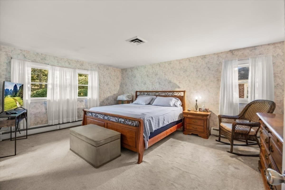 Single Family Residence at 30 Bassett Rd, Brockton MA 02301, Brockton, photo 17 of 34
