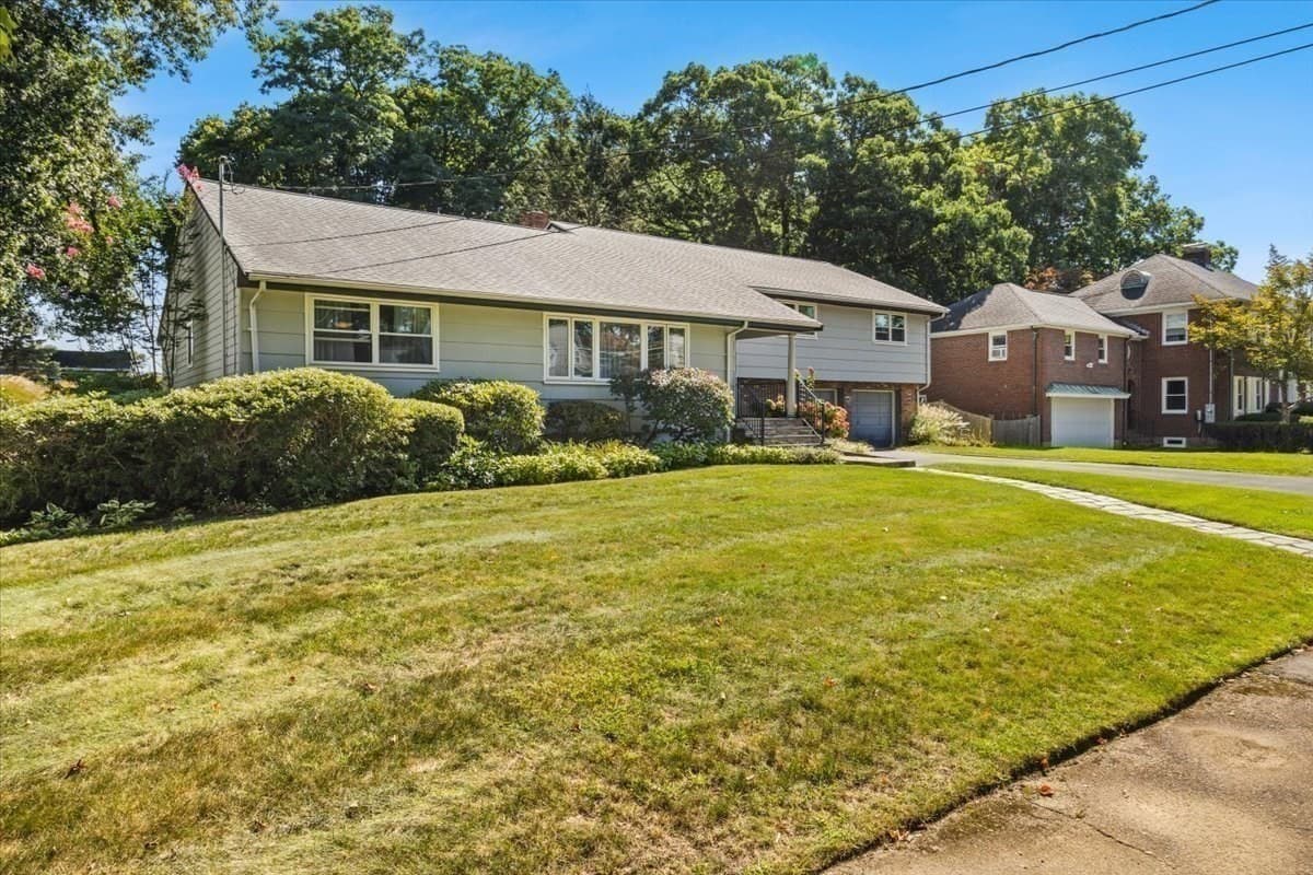 Single Family Residence at 30 Bassett Rd, Brockton MA 02301, Brockton, photo 3 of 34