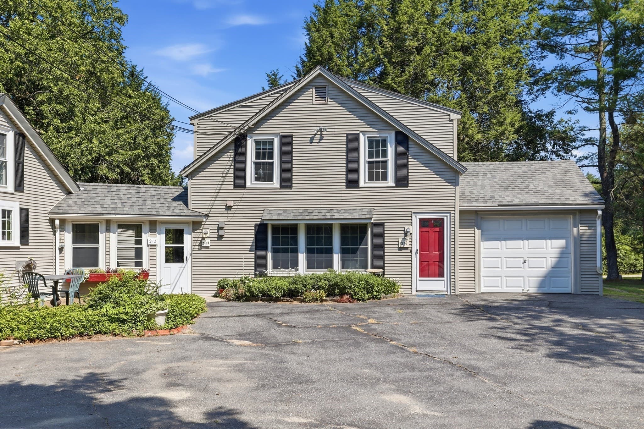 3 Family at 213 Great Road, Stow MA 01775, photo 4 of 42