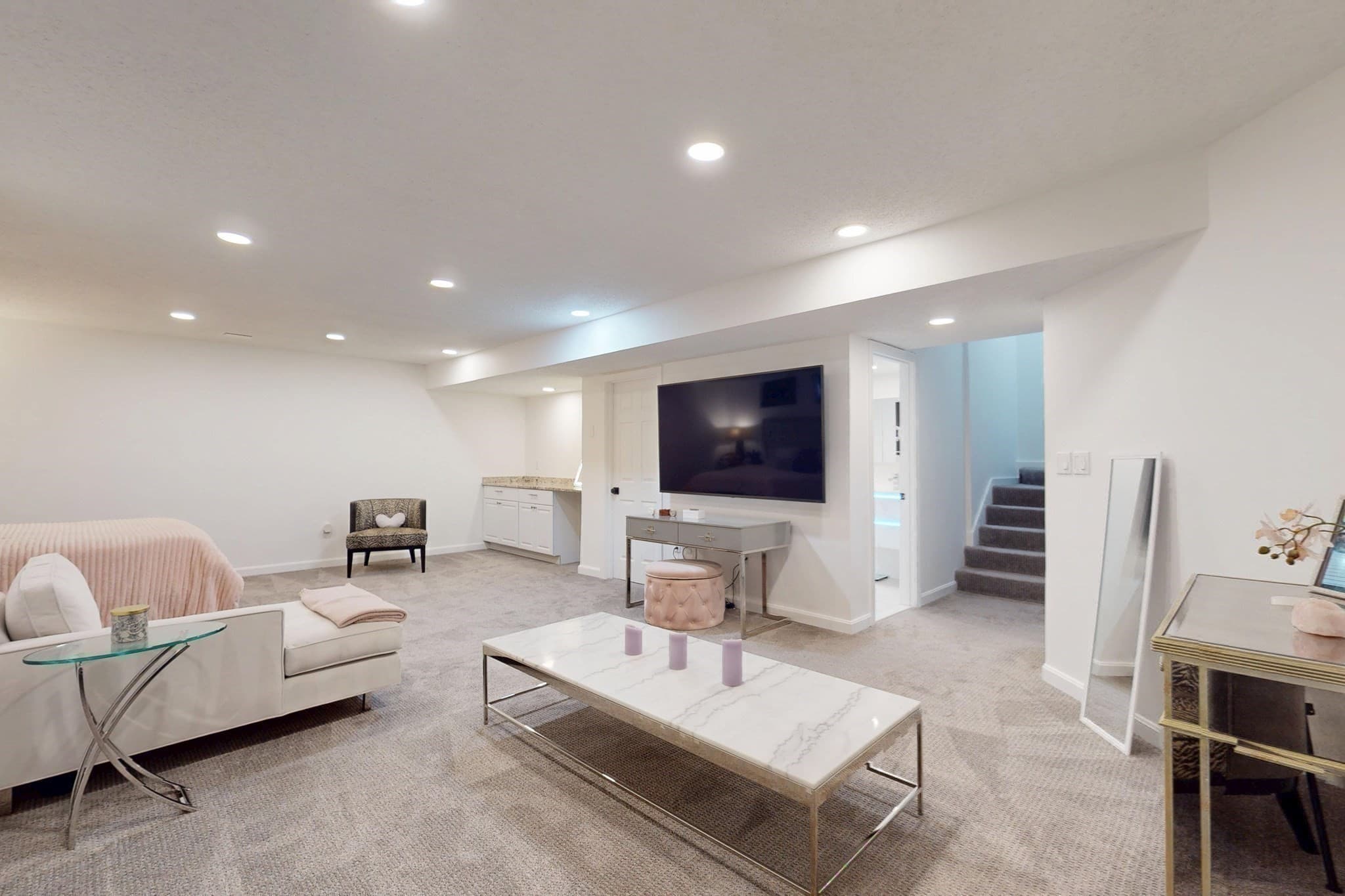Condominium at 15 Kings Way # 11, Waltham MA 02451, Waltham, photo 32 of 37