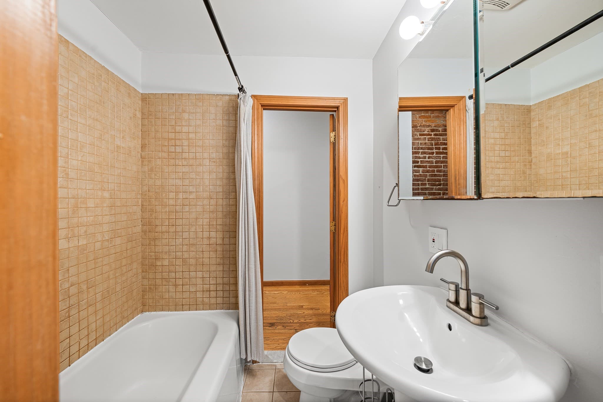 Condominium at 46 Highland Ave # 1B, Somerville MA 02143, Somerville, photo 15 of 25