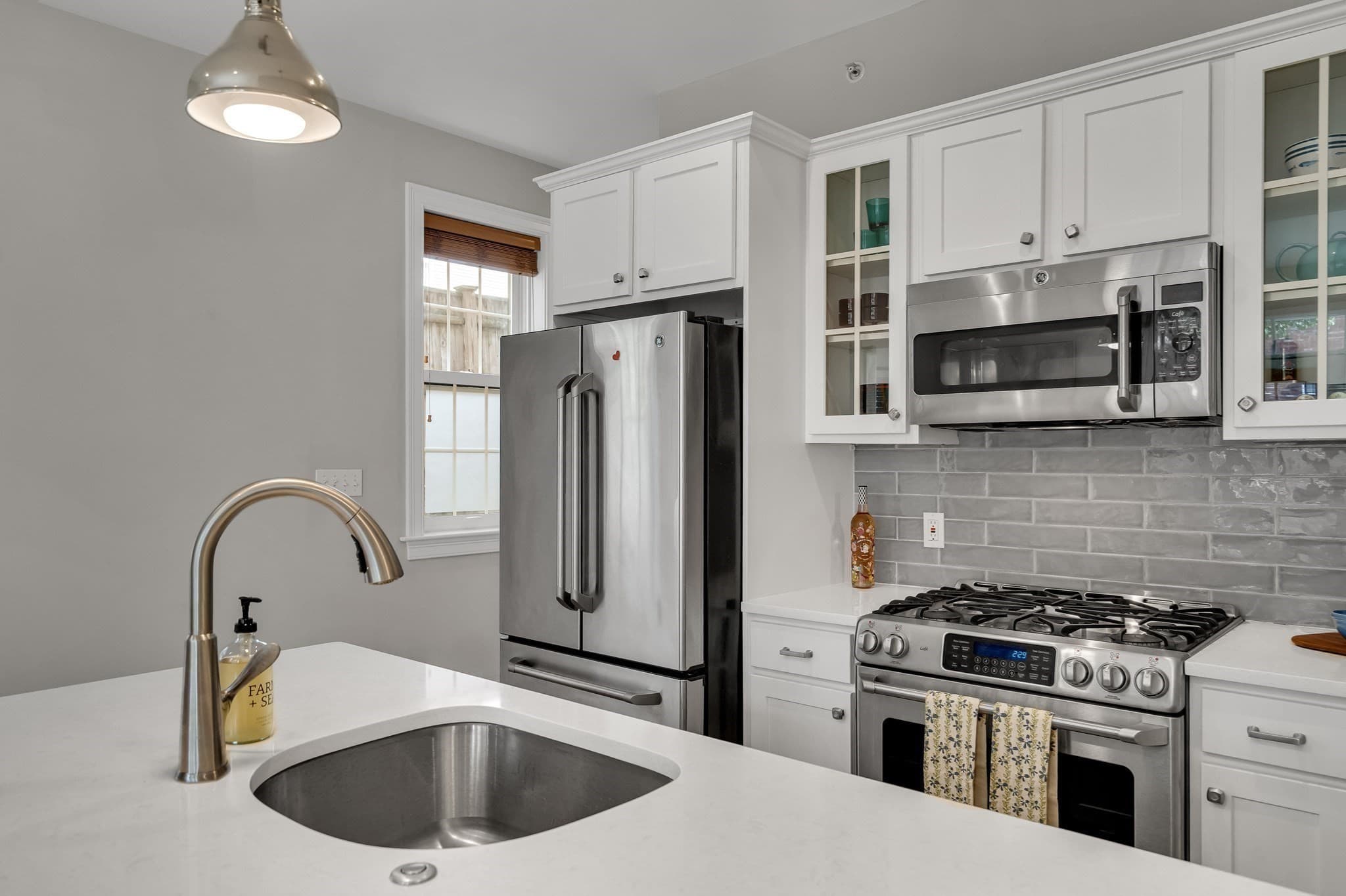 Condominium at 235 Lowell St # 1, Somerville MA 02143, Somerville, photo 6 of 18