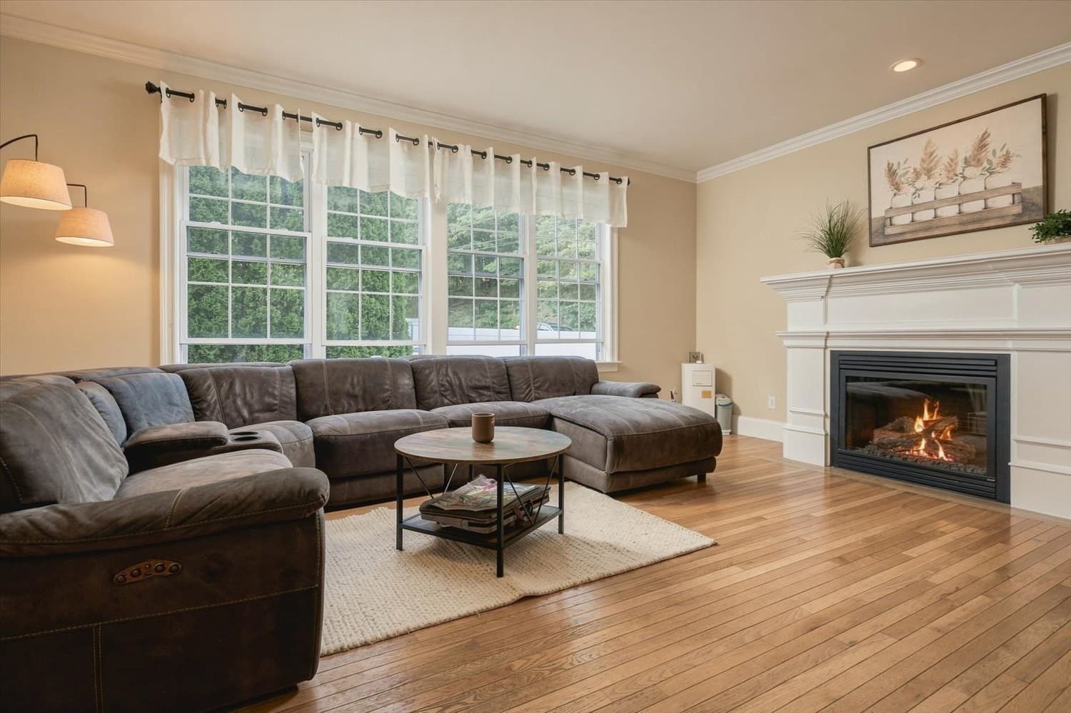 Single Family Residence at 24 Monroe St, Amesbury MA 01913, Amesbury, photo 13 of 42