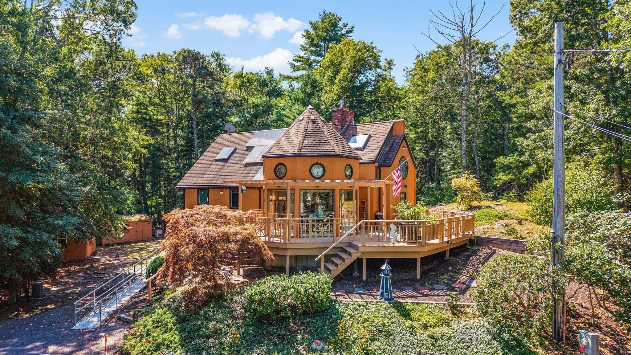 81 Lakeview Blvd, Plymouth MA 02360
