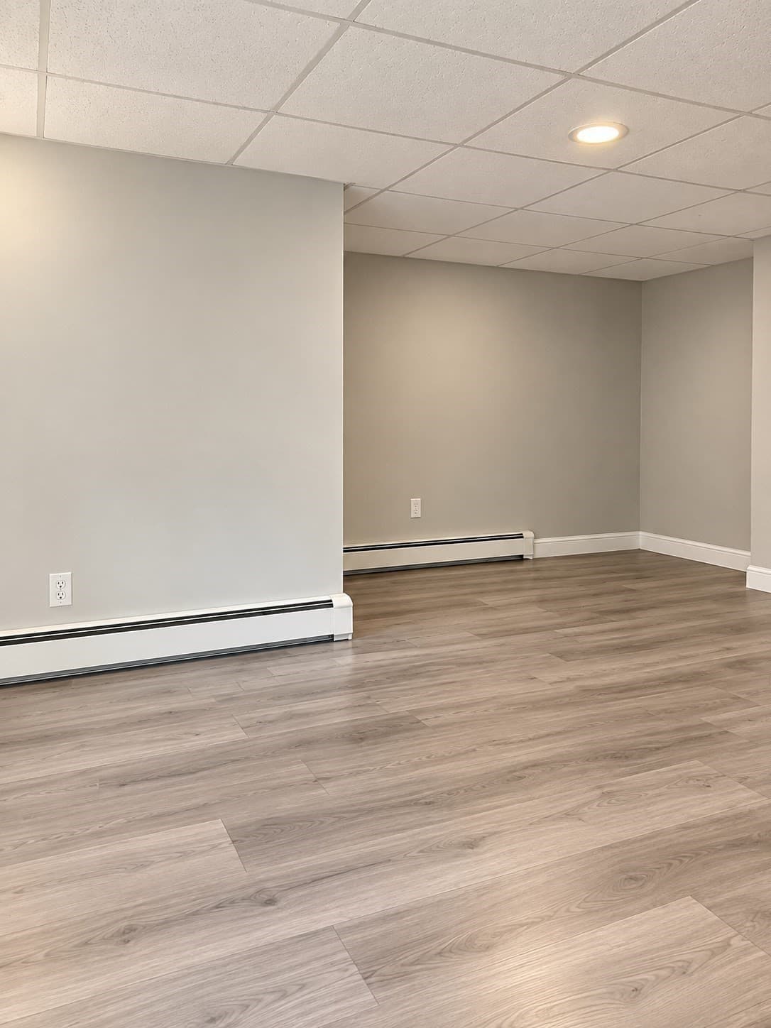4 Family at 73 S Main St, North Brookfield MA 01535, photo 11 of 17