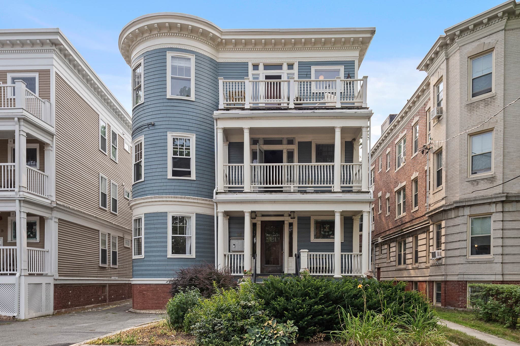 85 Trowbridge St # 3, Cambridge MA 02138