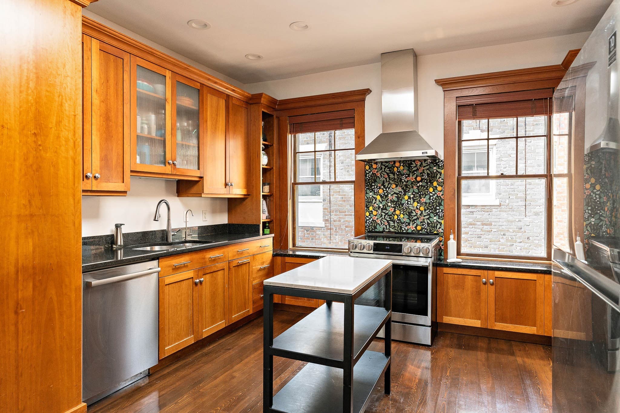 Condominium at 85 Trowbridge St # 3, Cambridge MA 02138, Cambridge, photo 18 of 27