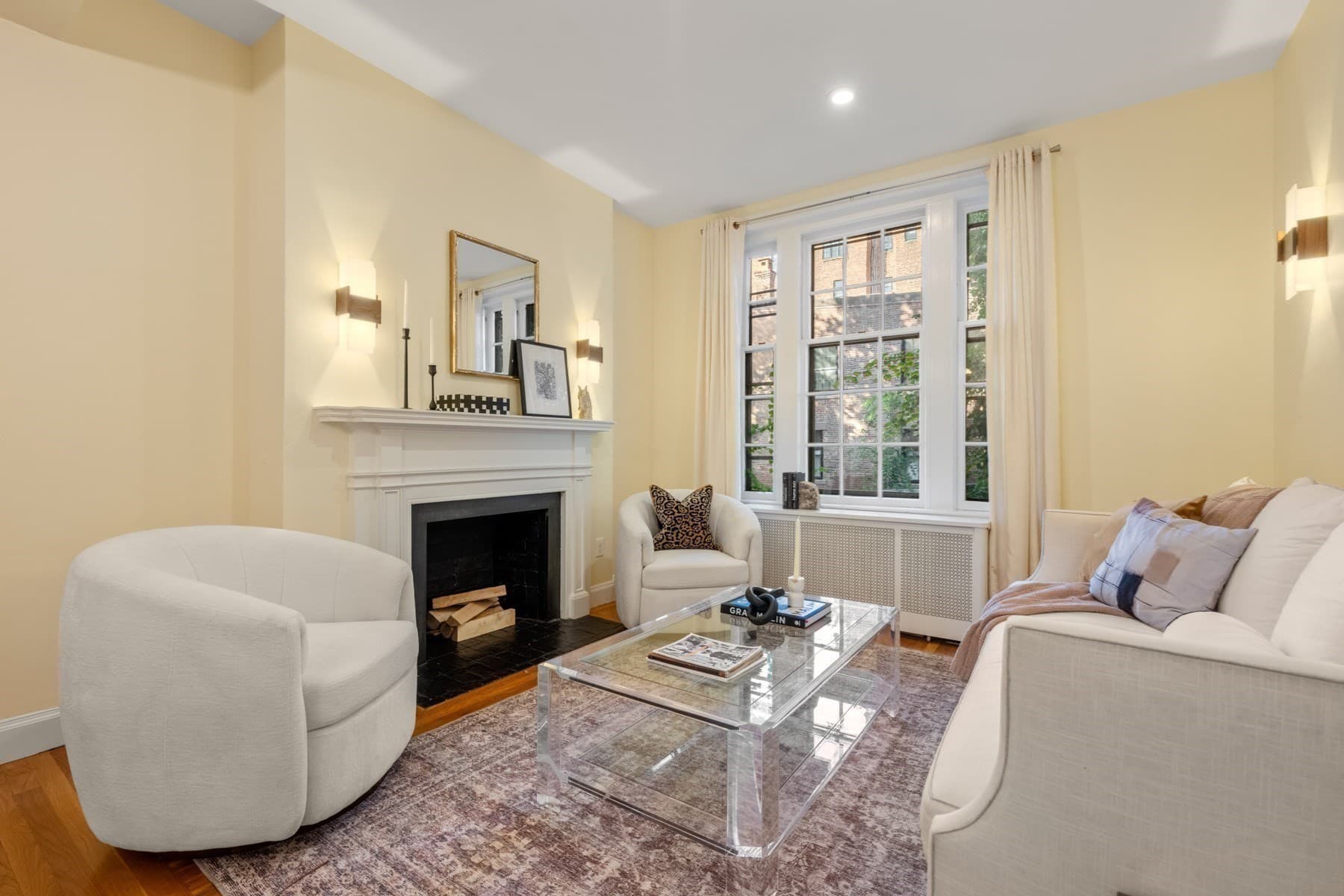 Single Family Residence at 54 Brimmer St, Boston MA 02108, photo 2 of 35