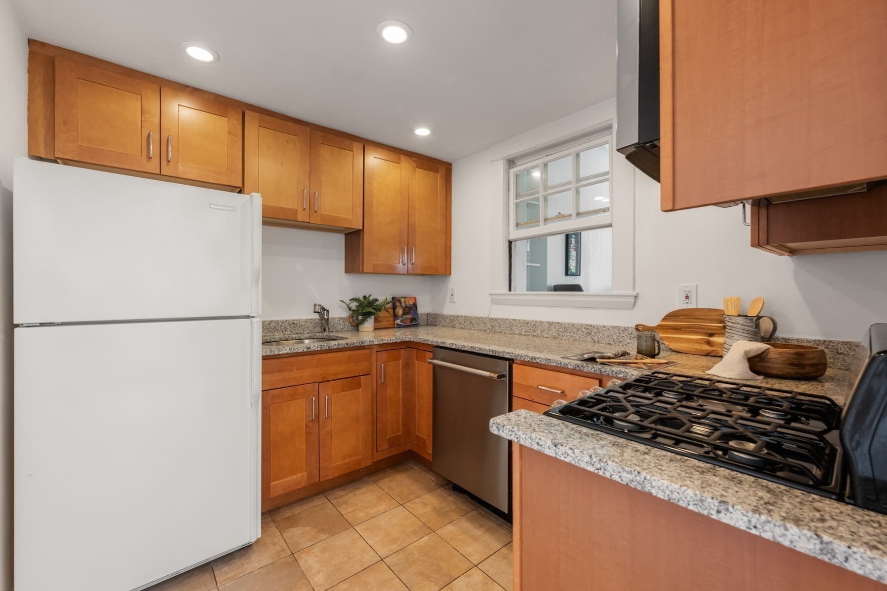 Single Family Residence at 54 Brimmer St, Boston MA 02108, photo 22 of 35