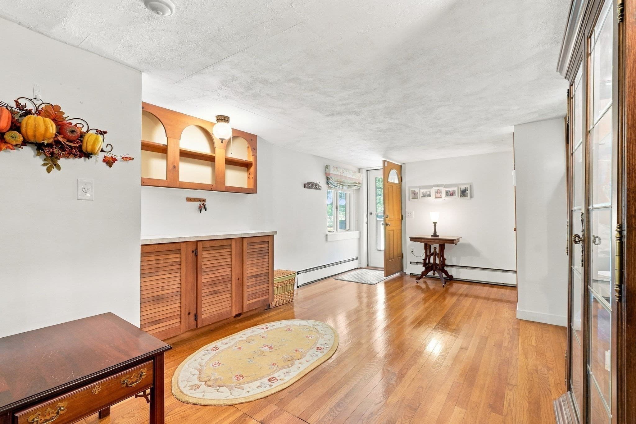 Single Family Residence at 6 Ragged Hill Rd, Ware MA 01082, Ware, photo 9 of 39