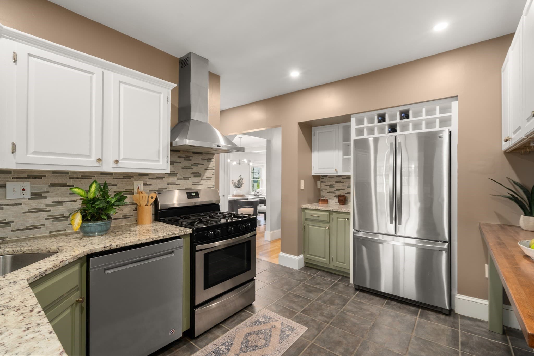 Condominium at 60 Guernsey St # 6, Boston MA 02131, Boston, photo 6 of 23