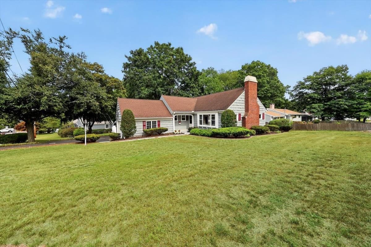 Single Family Residence at 105 Whiting Street, Hingham MA 02043, Hingham, photo 2 of 31