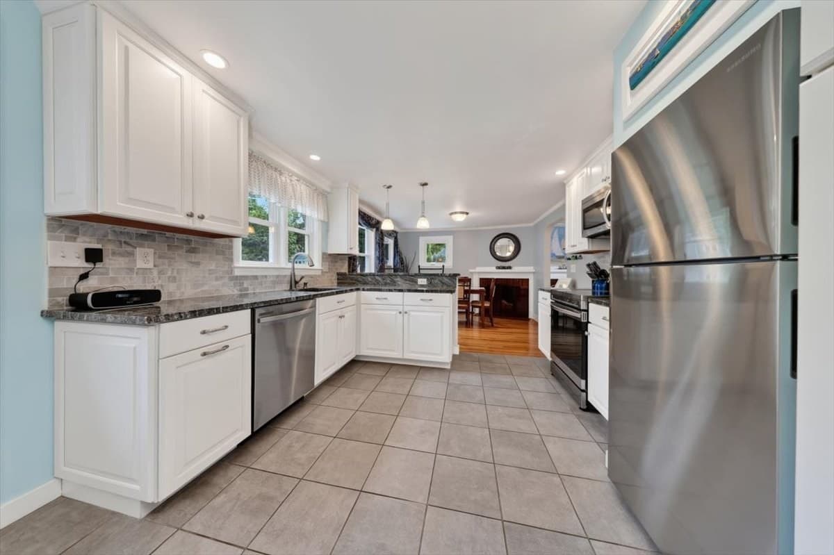 Single Family Residence at 105 Whiting Street, Hingham MA 02043, Hingham, photo 6 of 31