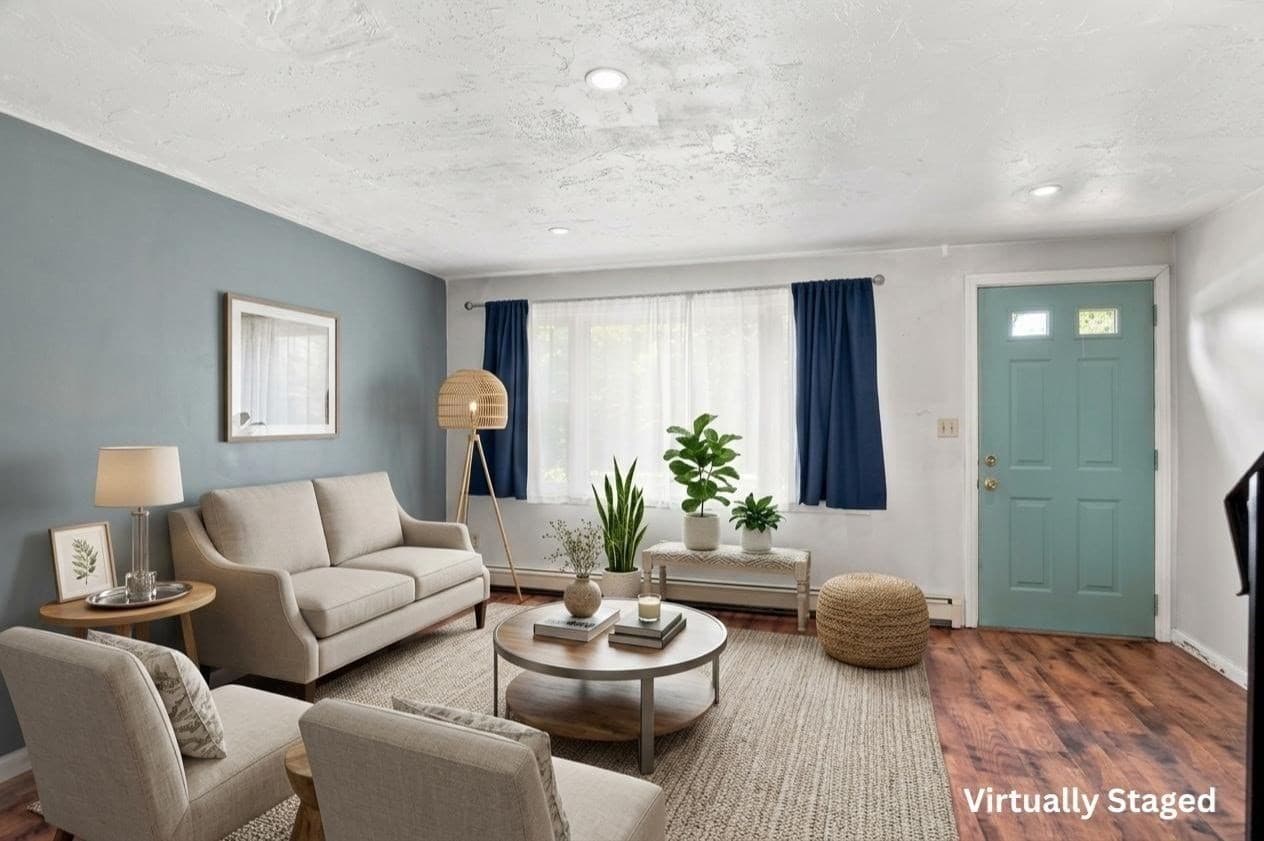 Condominium at 322 Bedford St # 322, East Bridgewater MA 02333, East Bridgewater, photo 2 of 28