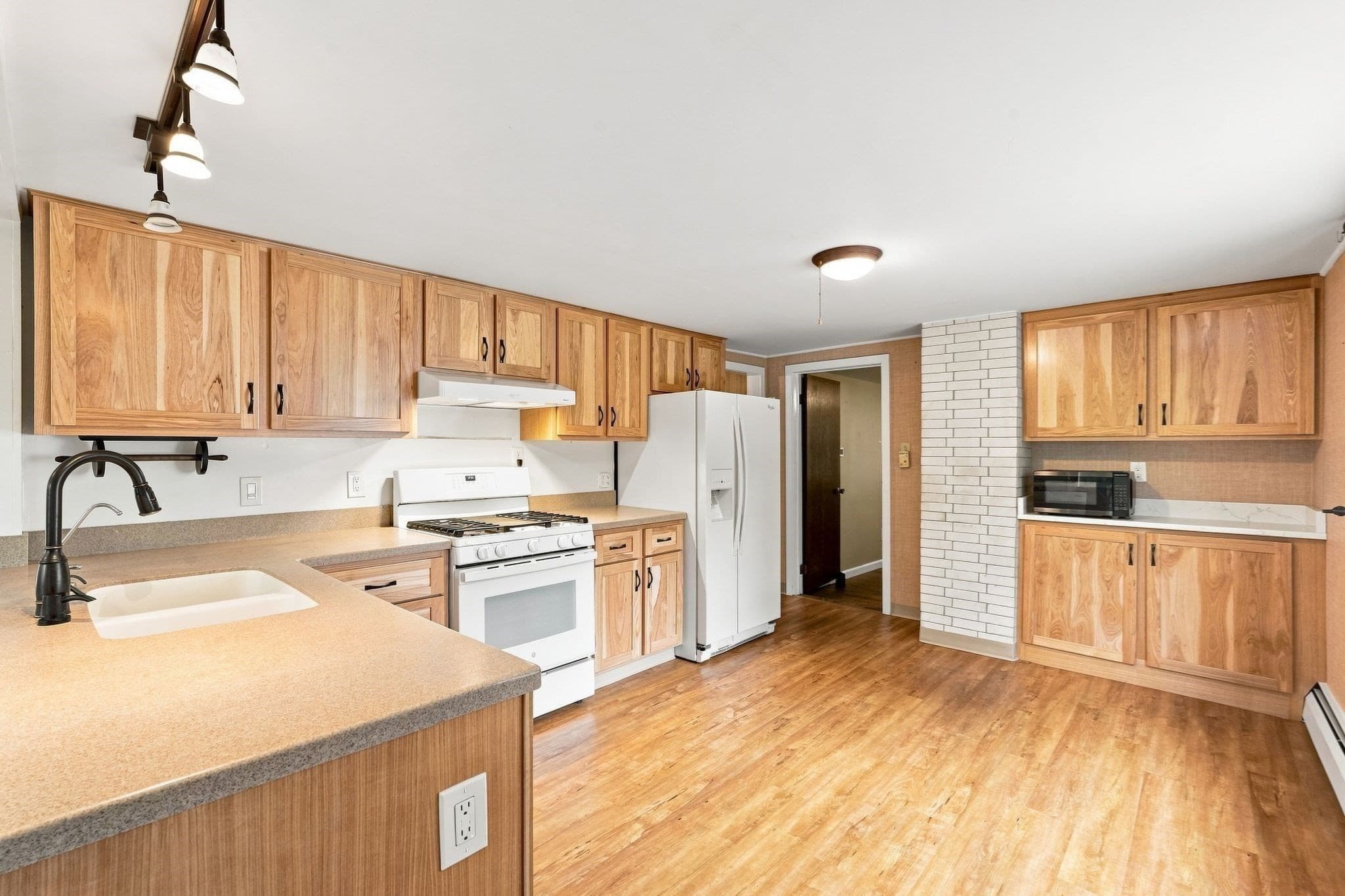 Single Family Residence at 241 Warren Wright Rd, Belchertown MA 01007, Belchertown, photo 12 of 42