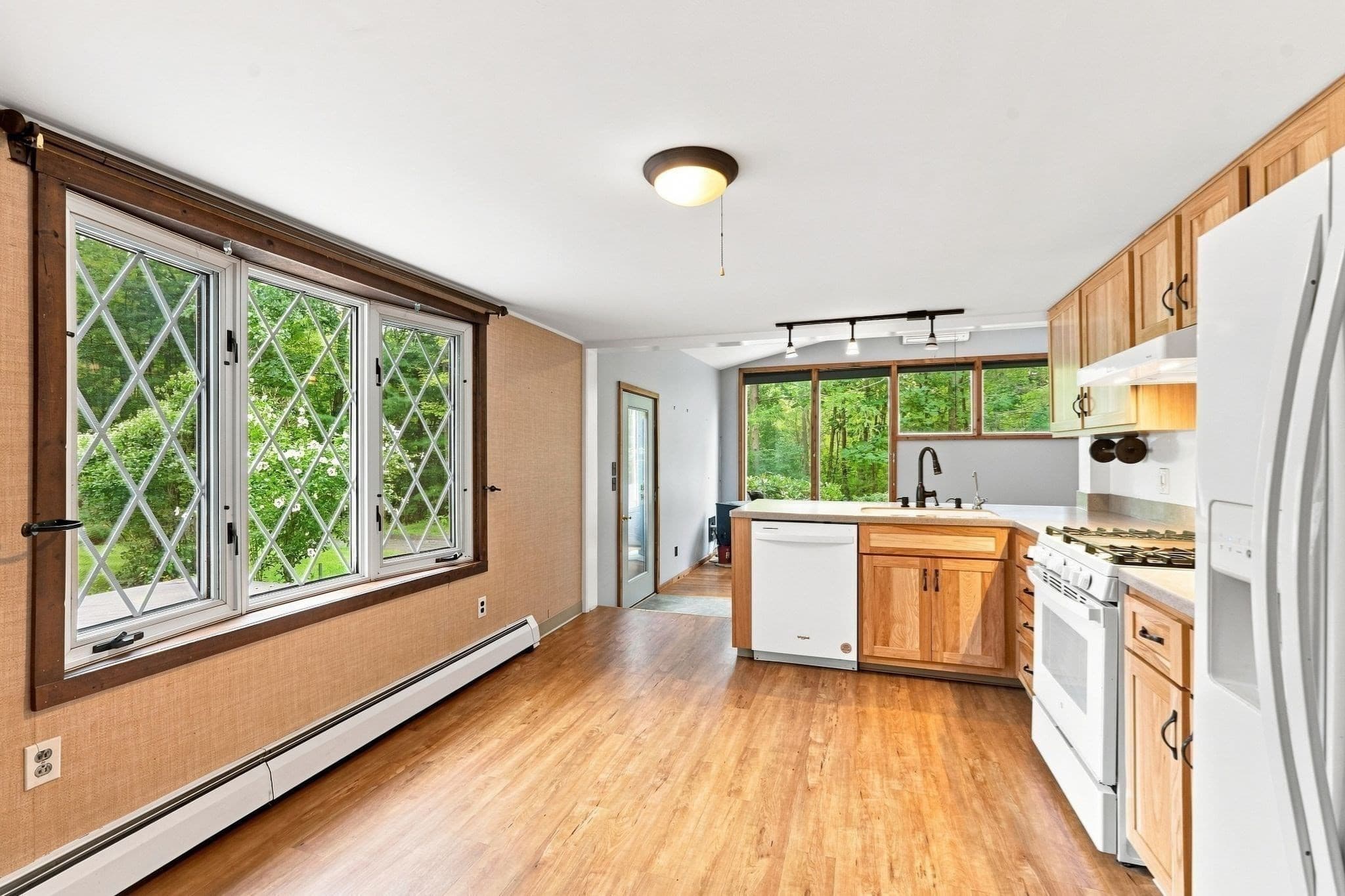 Single Family Residence at 241 Warren Wright Rd, Belchertown MA 01007, Belchertown, photo 11 of 42