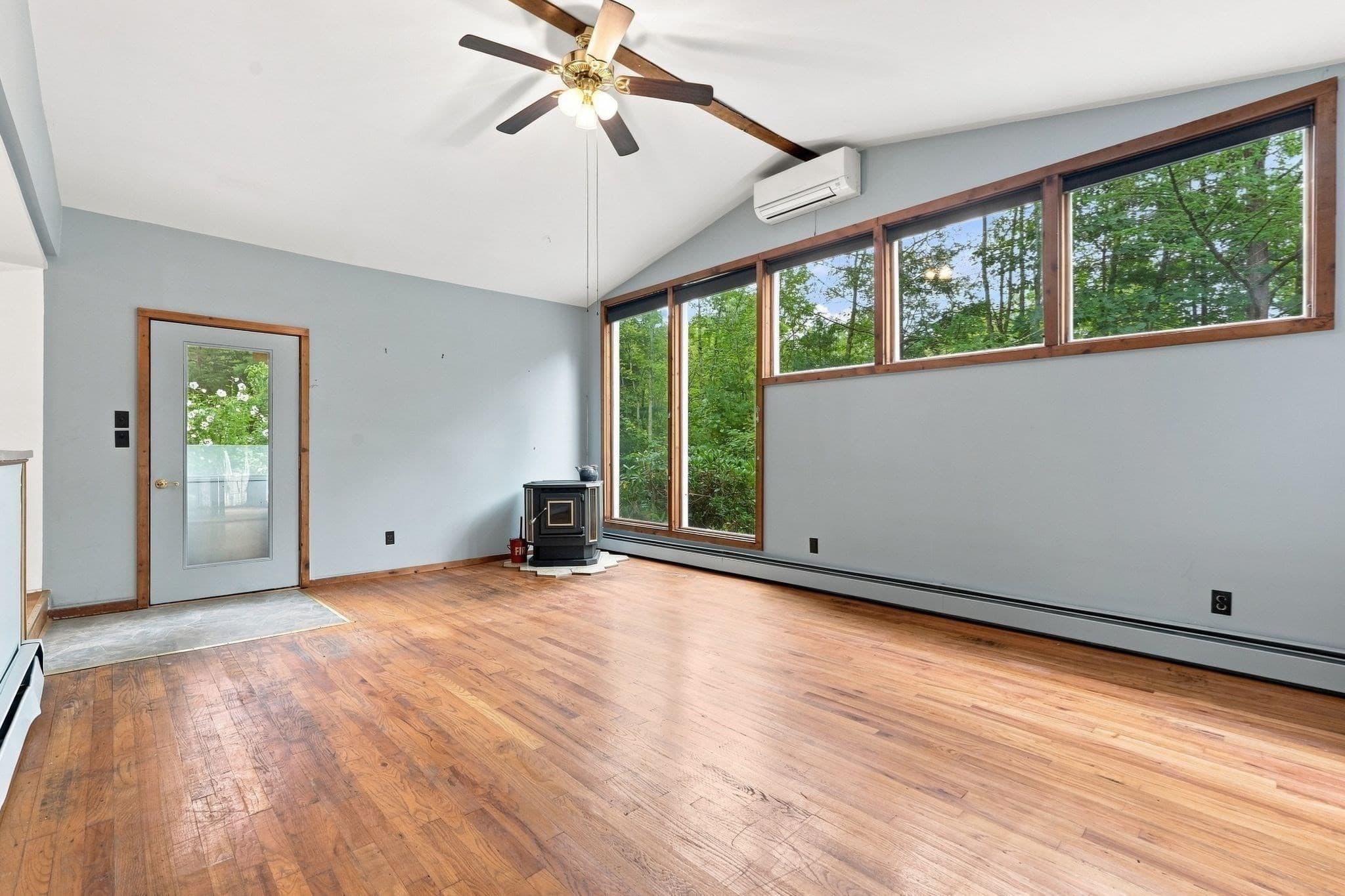 Single Family Residence at 241 Warren Wright Rd, Belchertown MA 01007, Belchertown, photo 8 of 42