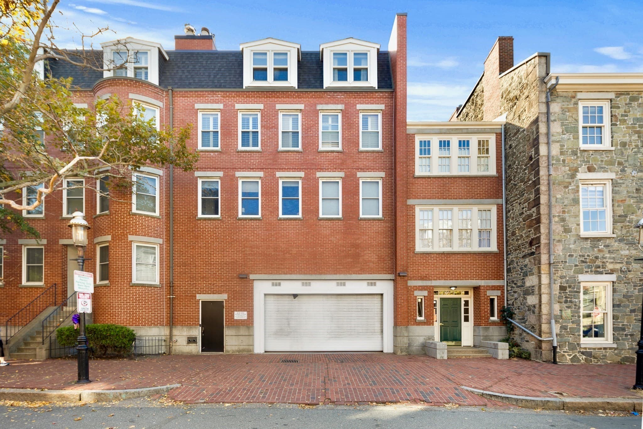 Condominium at 47 Harvard St # B403, Boston MA 02129, Boston, photo 24 of 33