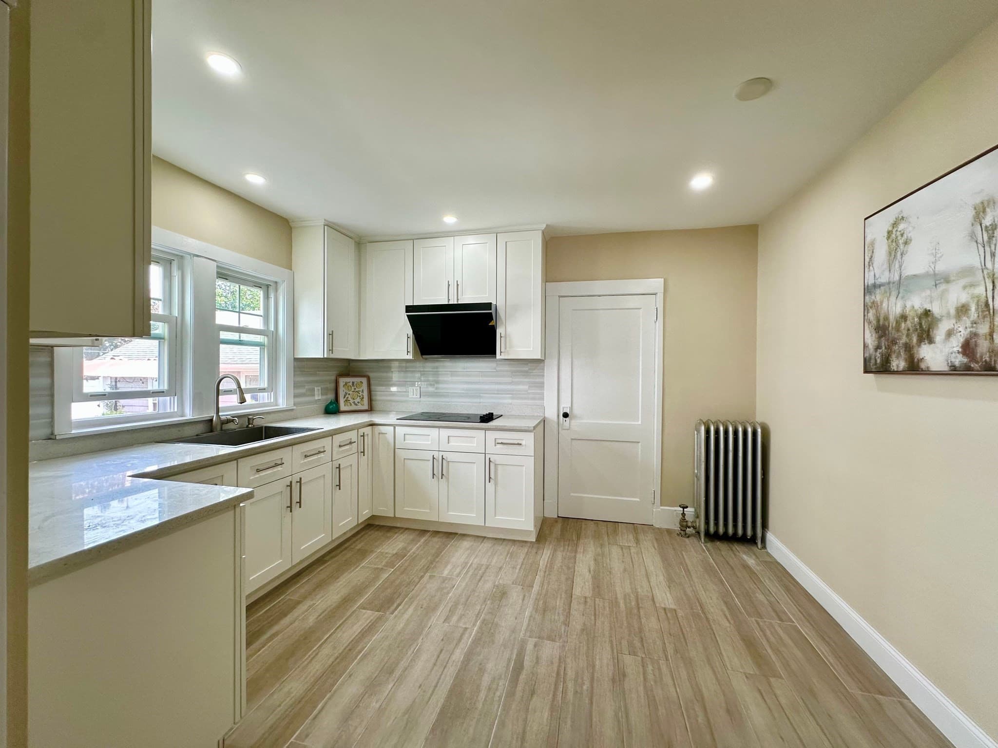 Single Family Residence at 91 Davis St, Quincy MA 02170, Quincy, photo 9 of 23