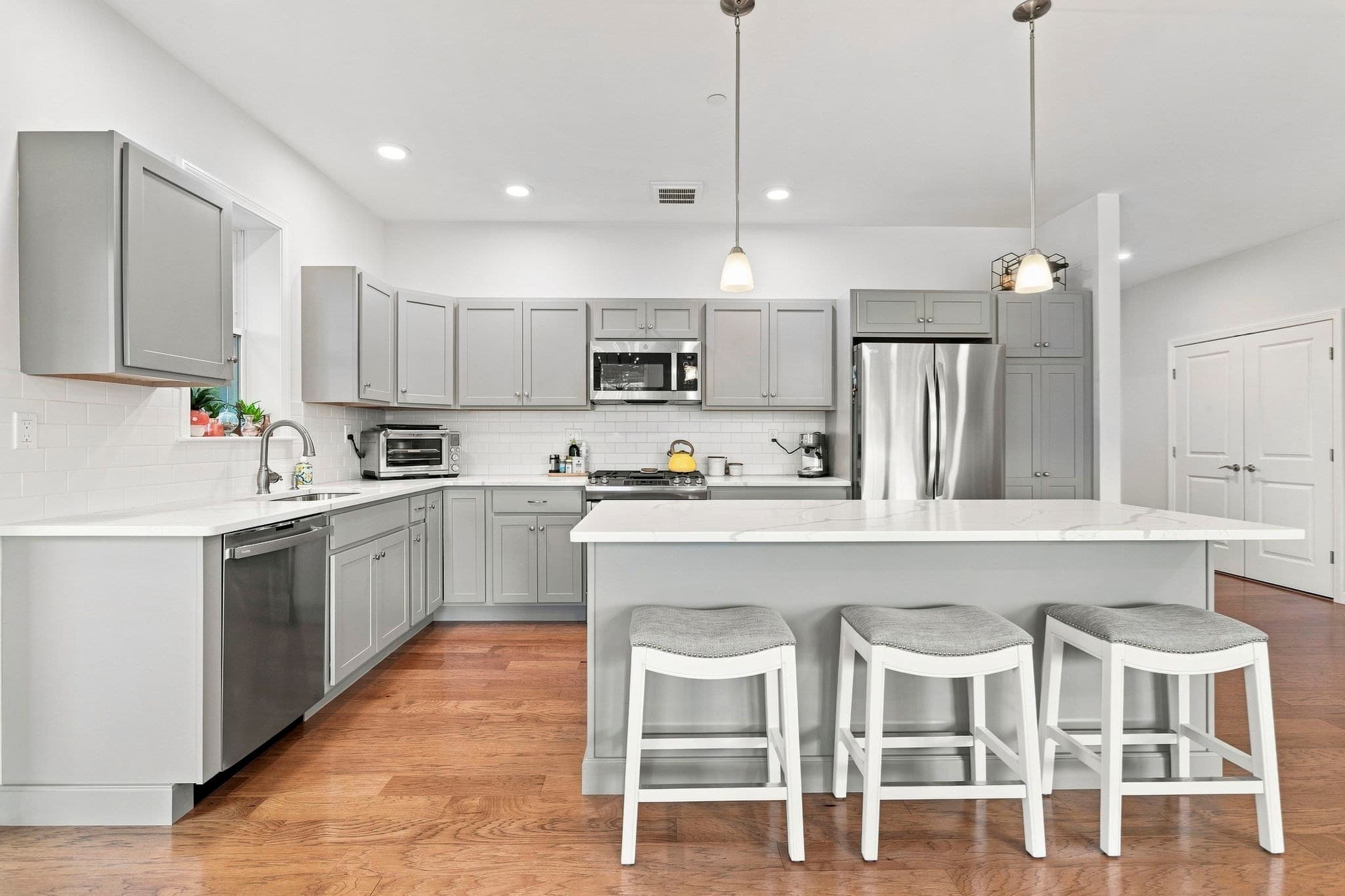 Condominium at 60 Coppersmith Way # 401, Canton MA 02021, Canton, photo 3 of 22