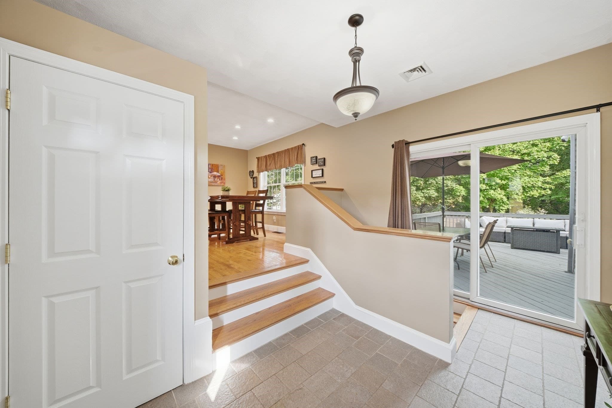 Single Family Residence at 39 Tomahawk Dr, Tewksbury MA 01876, Tewksbury, photo 22 of 42