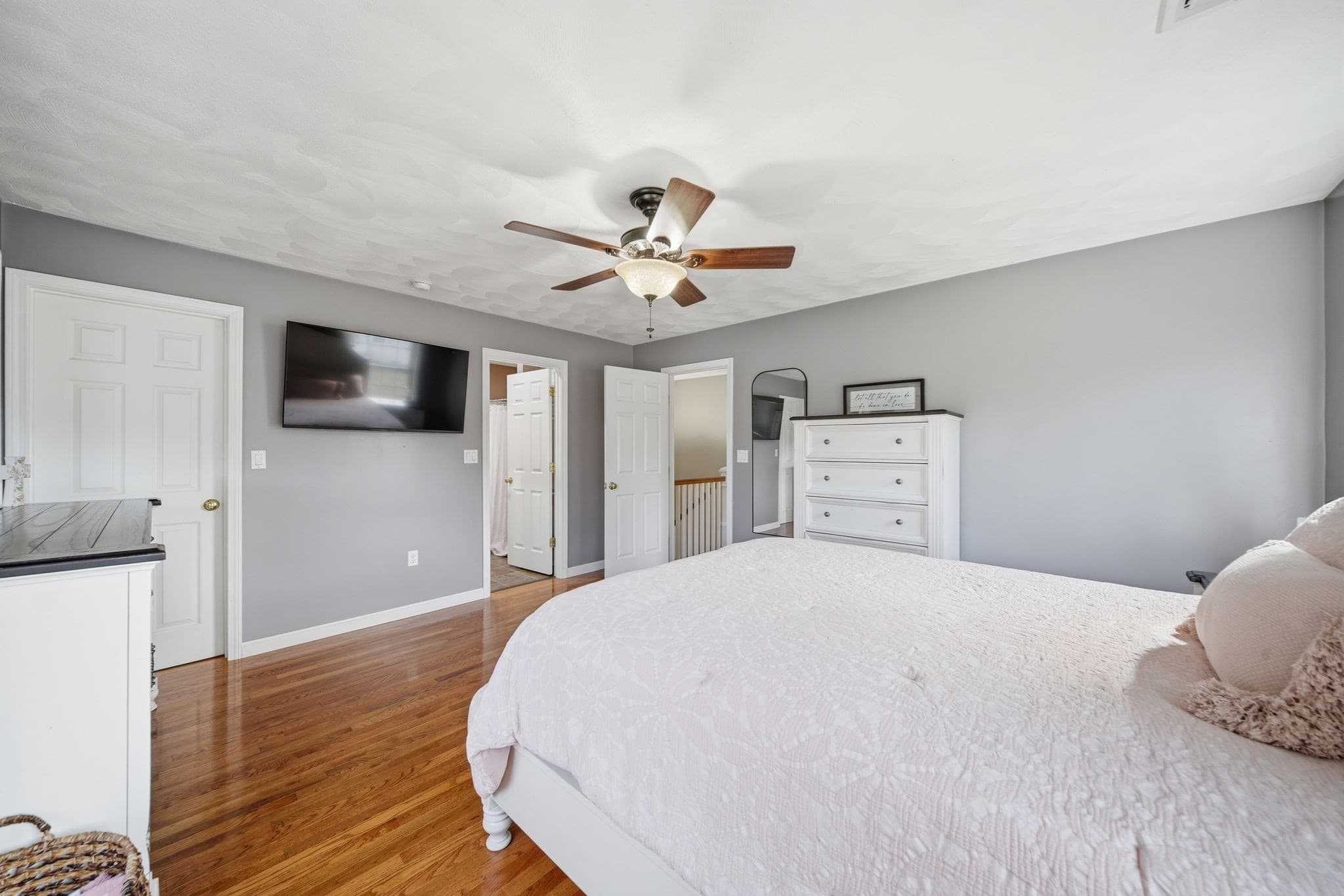 Single Family Residence at 39 Tomahawk Dr, Tewksbury MA 01876, Tewksbury, photo 14 of 42