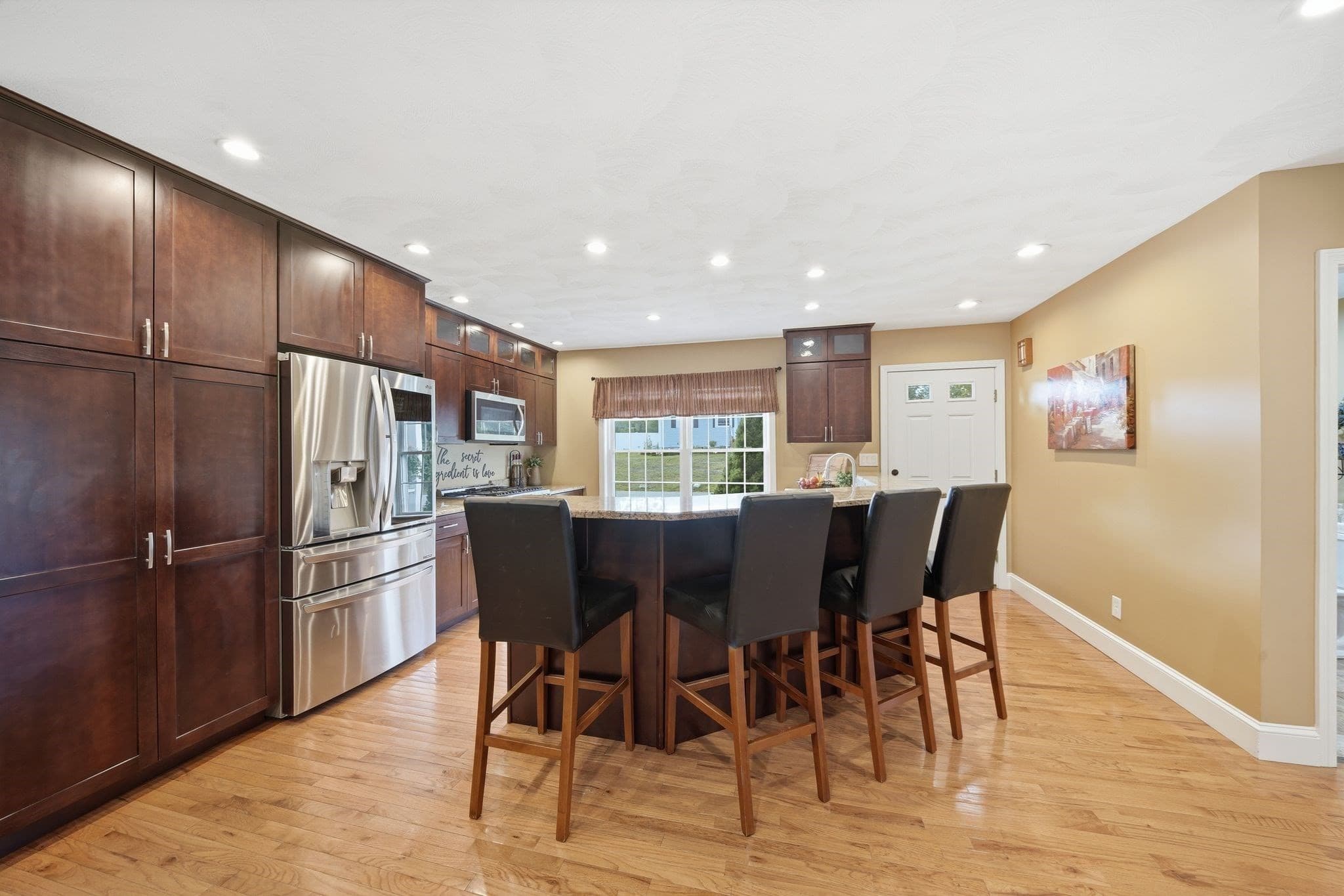 Single Family Residence at 39 Tomahawk Dr, Tewksbury MA 01876, Tewksbury, photo 11 of 42