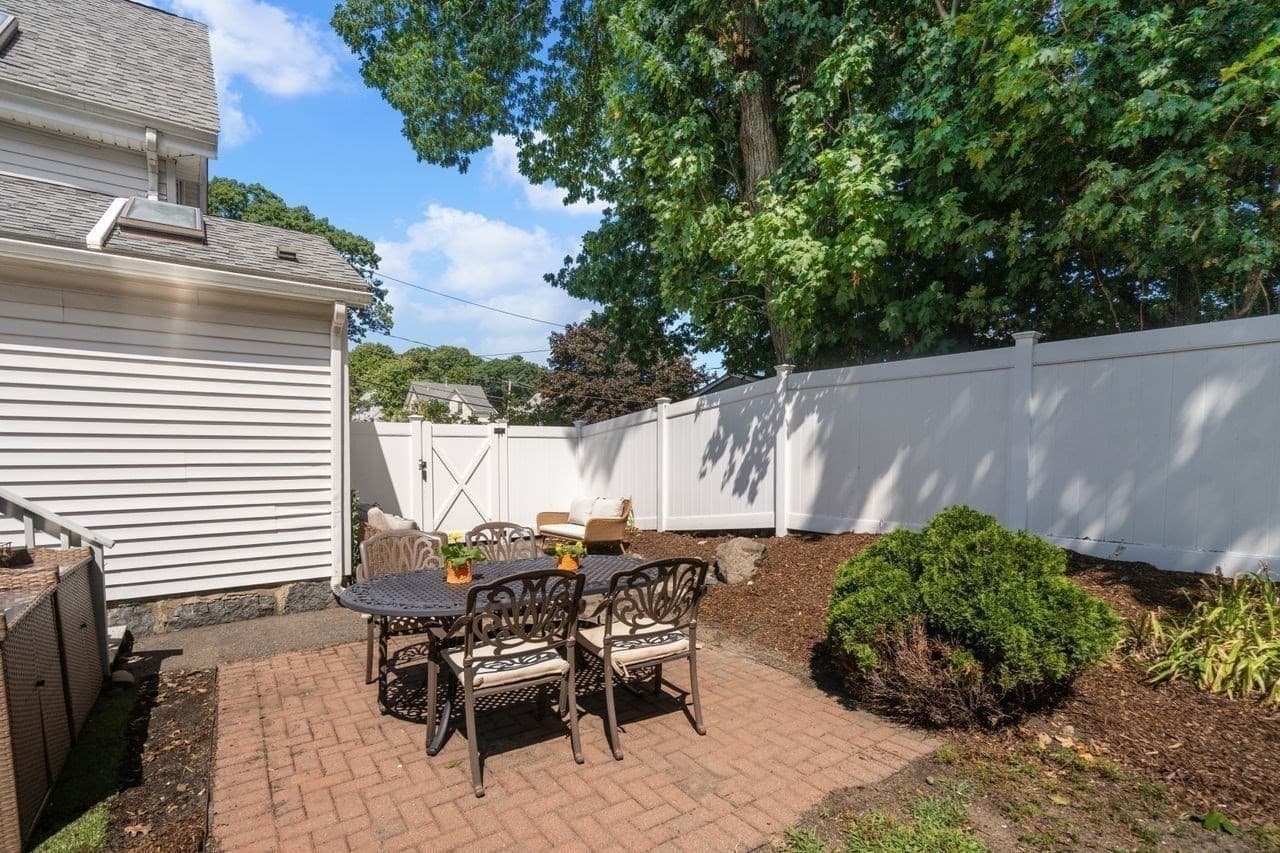 Condominium at 12 Oconnell Ave # 12, Quincy MA 02169, photo 26 of 34