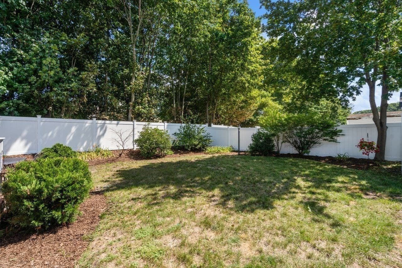 Condominium at 12 Oconnell Ave # 12, Quincy MA 02169, photo 29 of 34