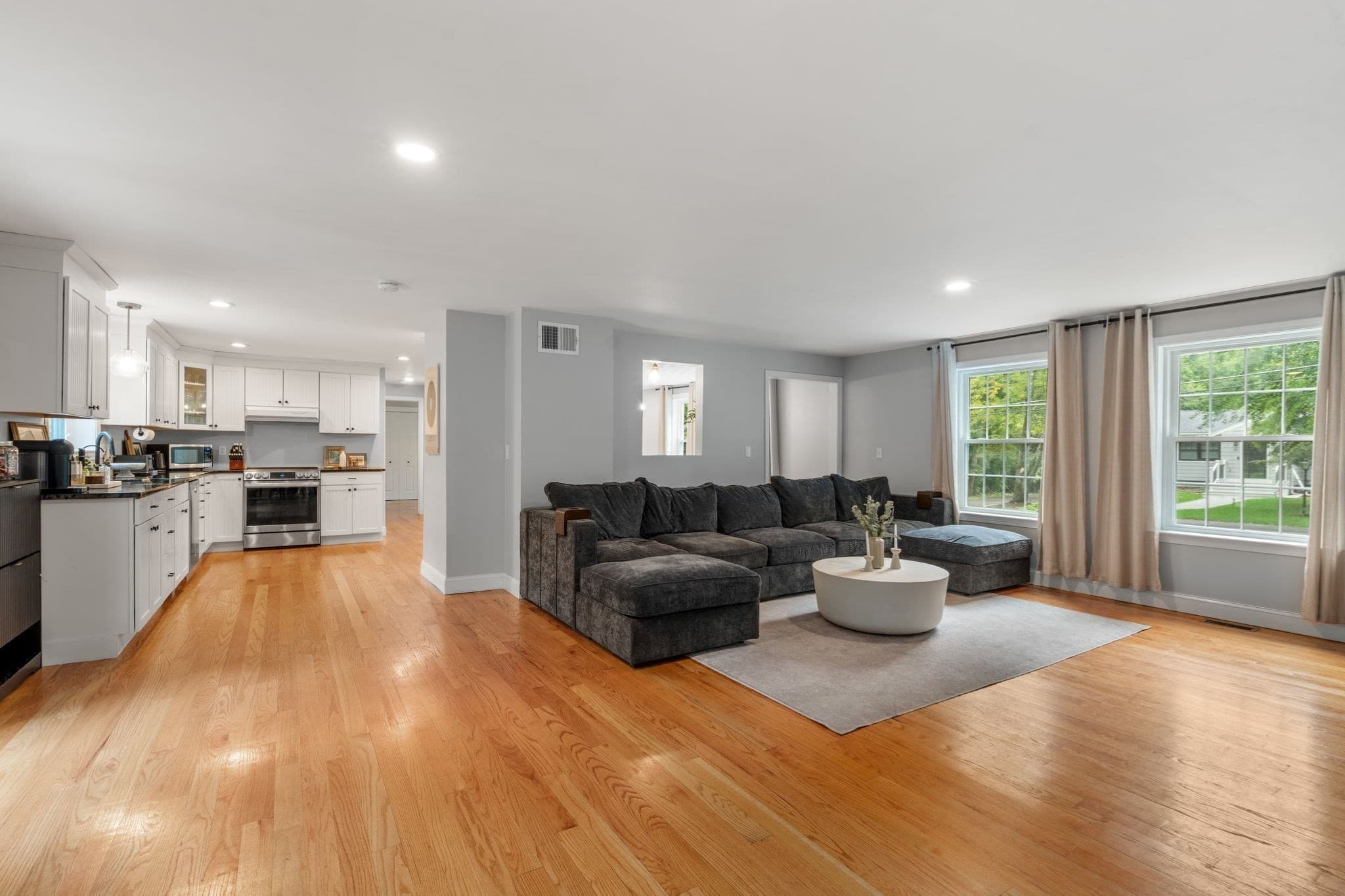 Single Family Residence at 65 Lawrence St, Wilmington MA 01887, Wilmington, photo 2 of 25