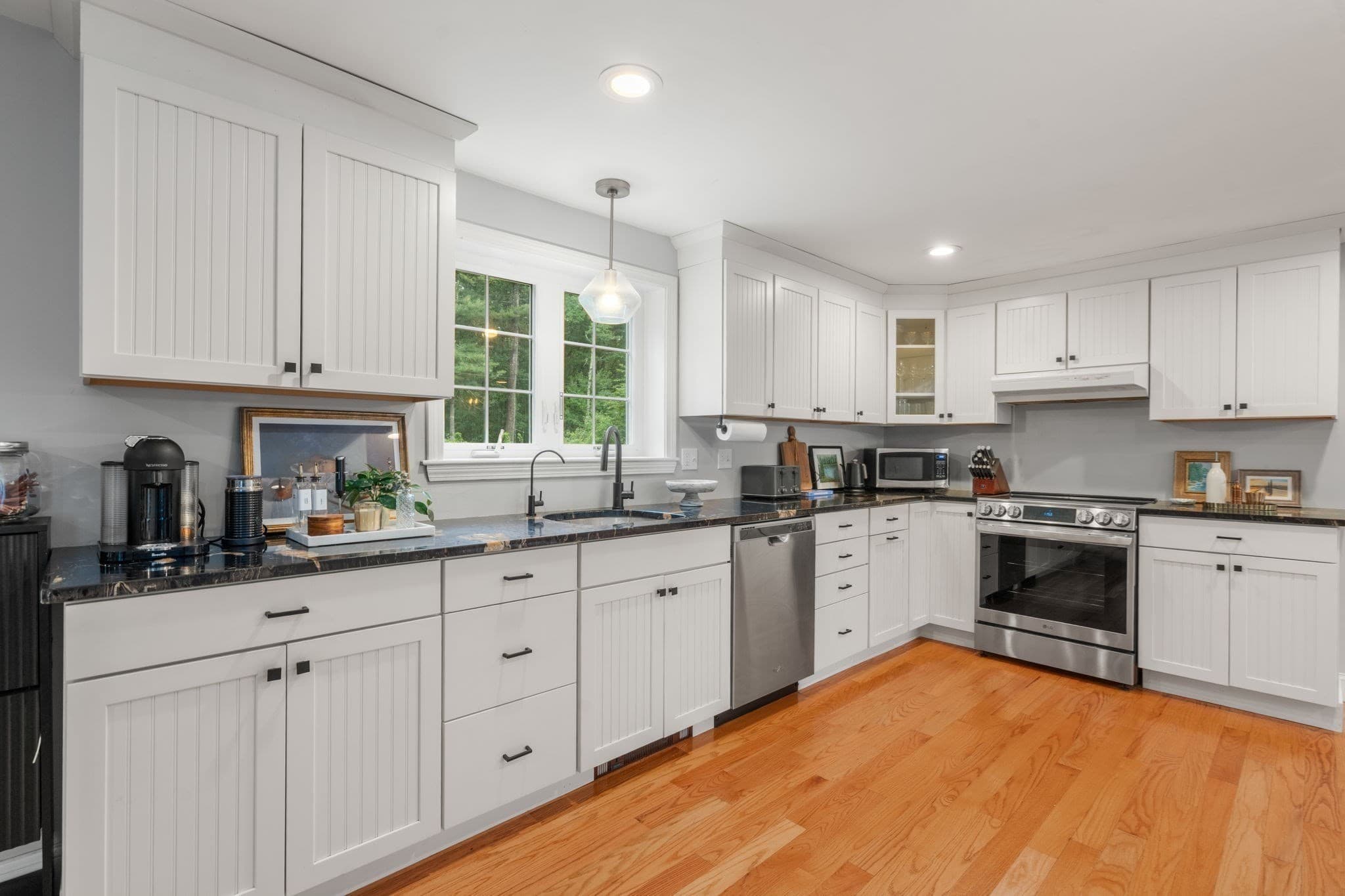 Single Family Residence at 65 Lawrence St, Wilmington MA 01887, Wilmington, photo 7 of 25